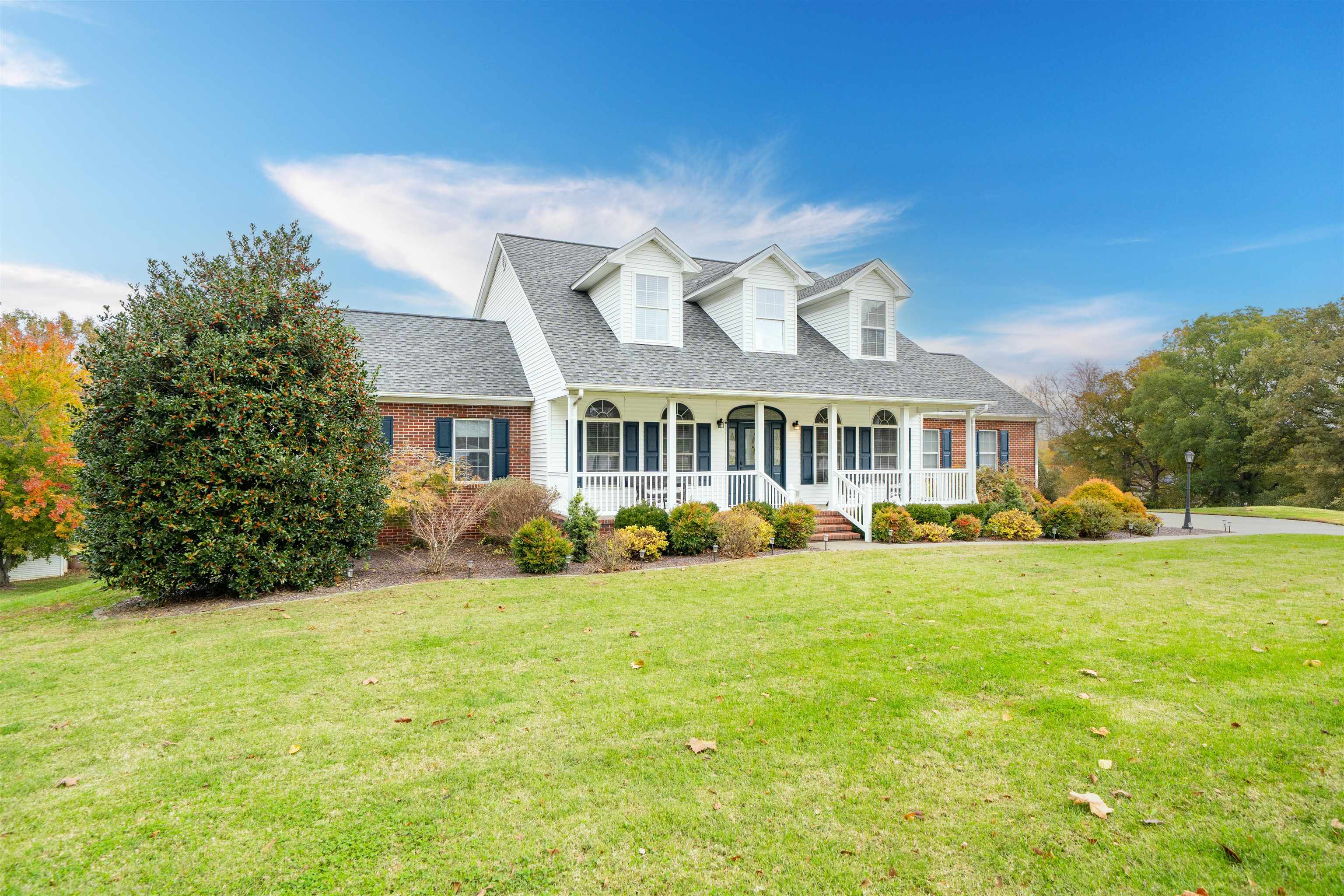 4329 Valleyview Ct, Owensboro, Kentucky 42303, 6 Bedrooms Bedrooms, ,3 BathroomsBathrooms,Single Family Residence,For Sale,Valleyview Ct,93449