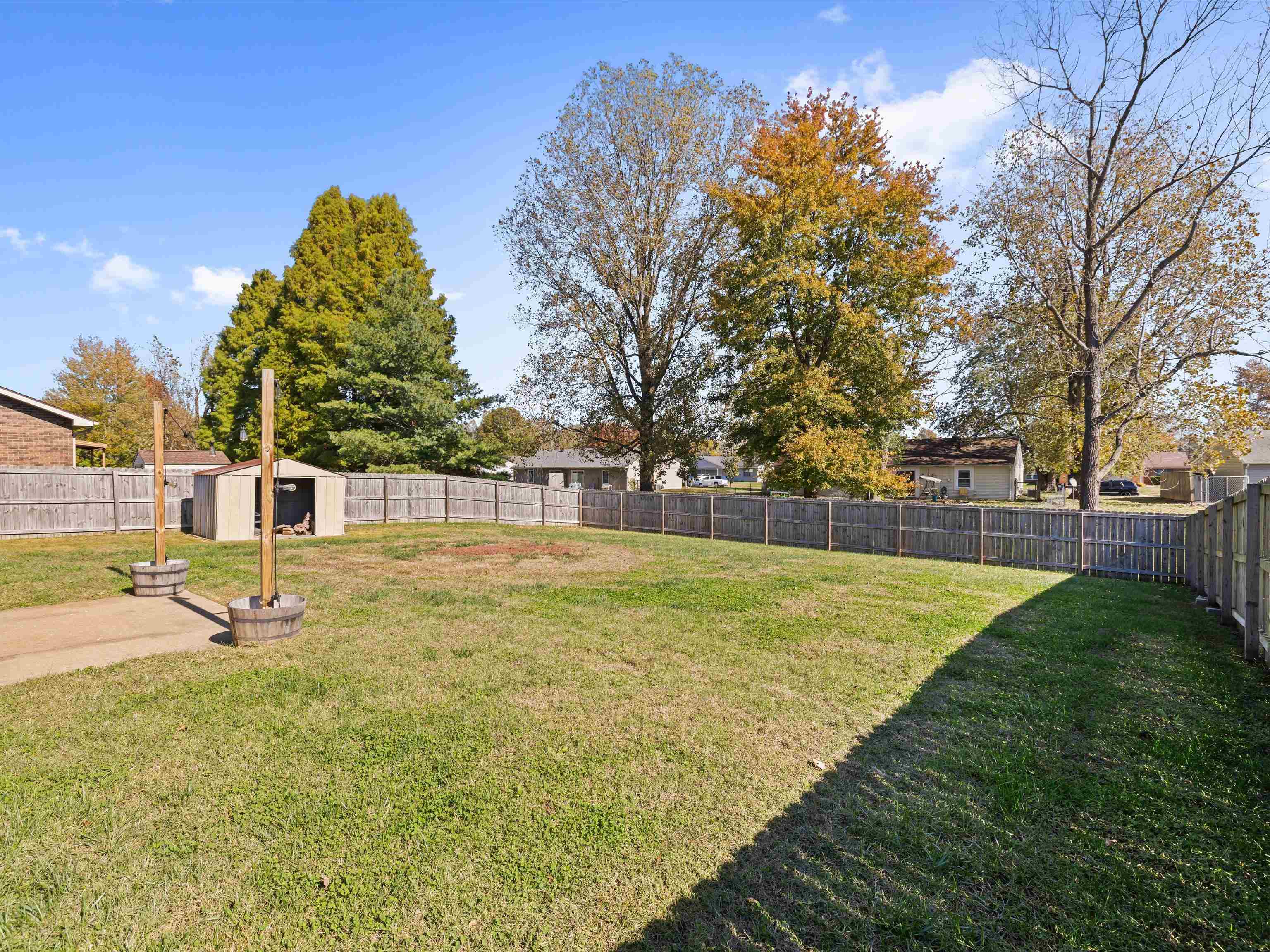 4437 Hunters Trace, Owensboro, Kentucky 42303, 3 Bedrooms Bedrooms, ,2 BathroomsBathrooms,Single Family Residence,For Sale,Hunters Trace,93455
