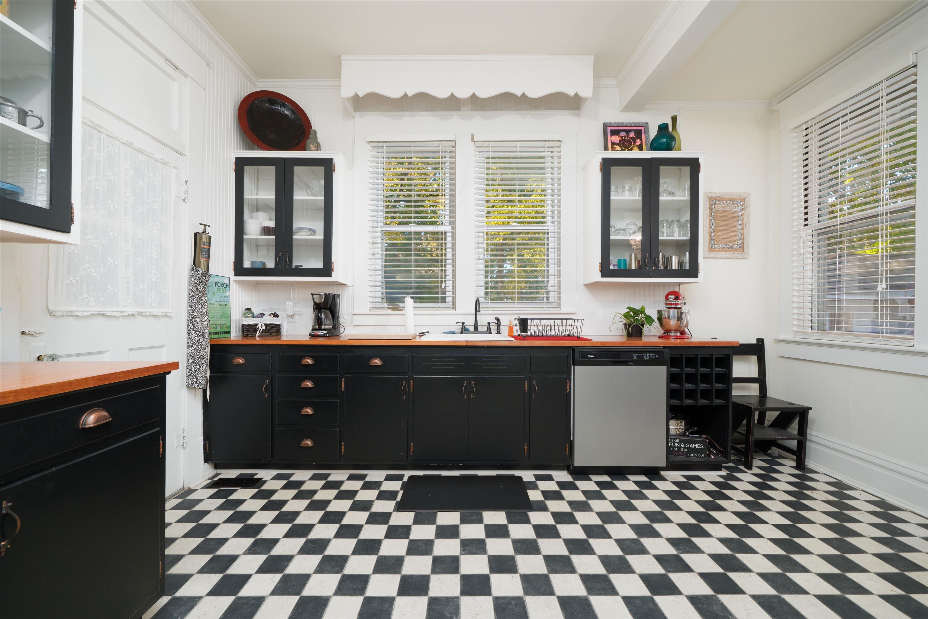 531 Griffith Ave, Owensboro, Kentucky 42301, 4 Bedrooms Bedrooms, ,3 BathroomsBathrooms,Single Family Residence,For Sale,Griffith Ave,93472