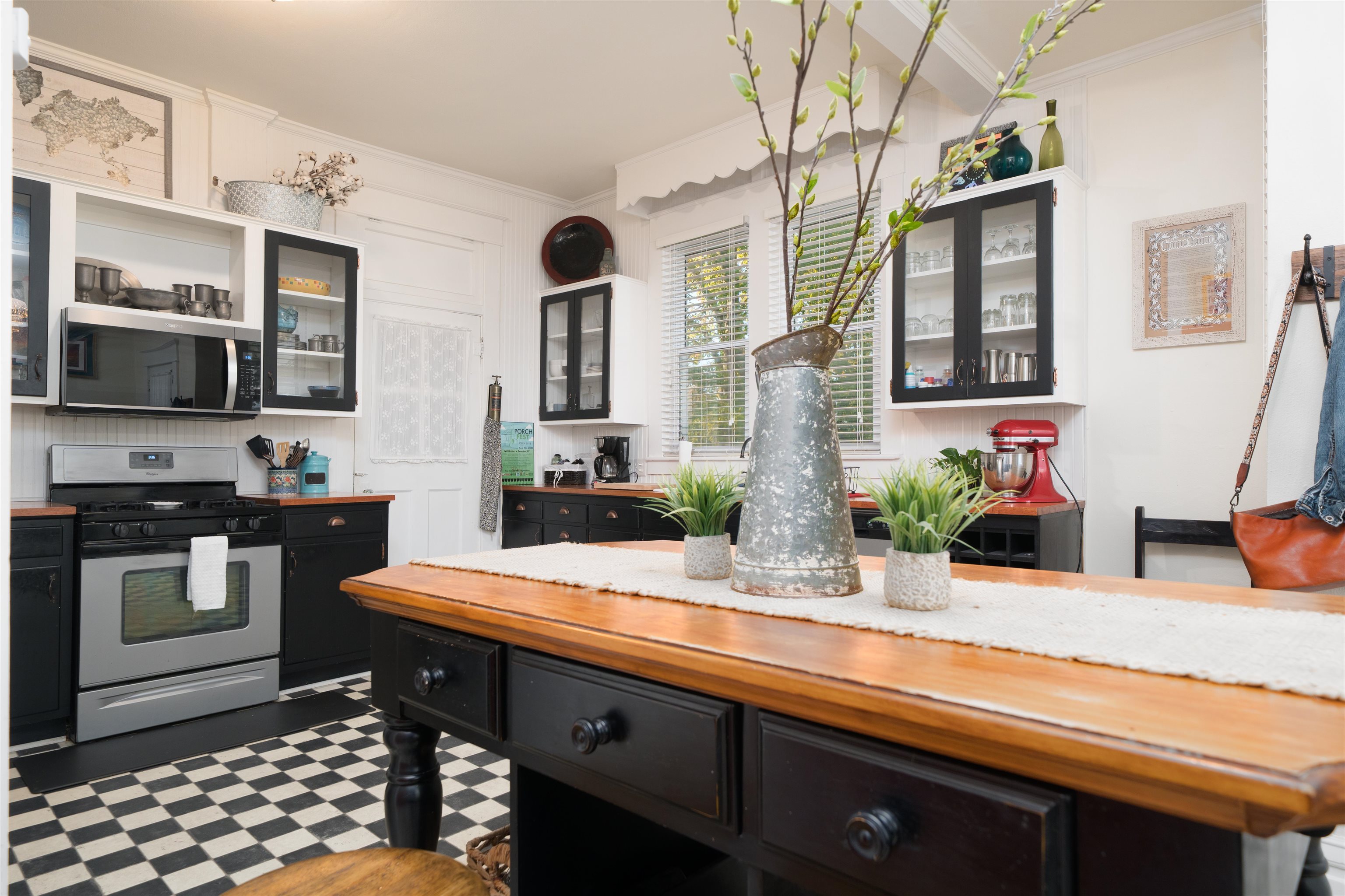 531 Griffith Ave, Owensboro, Kentucky 42301, 4 Bedrooms Bedrooms, ,3 BathroomsBathrooms,Single Family Residence,For Sale,Griffith Ave,93472