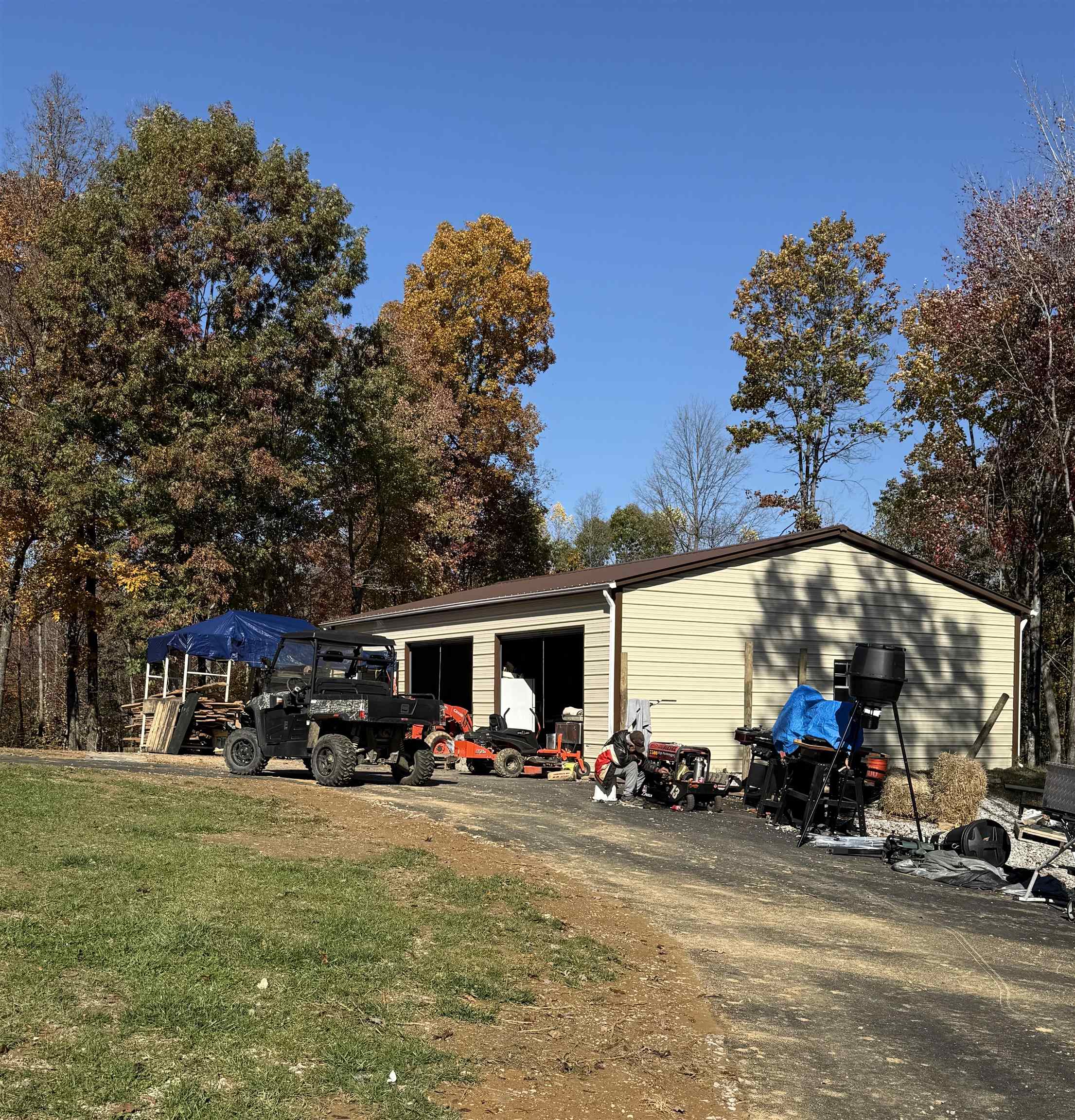 3180 Old Halls Creek Road, Beaver Dam, Kentucky 42320, 2 Bedrooms Bedrooms, ,1 BathroomBathrooms,Single Family Residence,For Sale,Old Halls Creek Road,93475