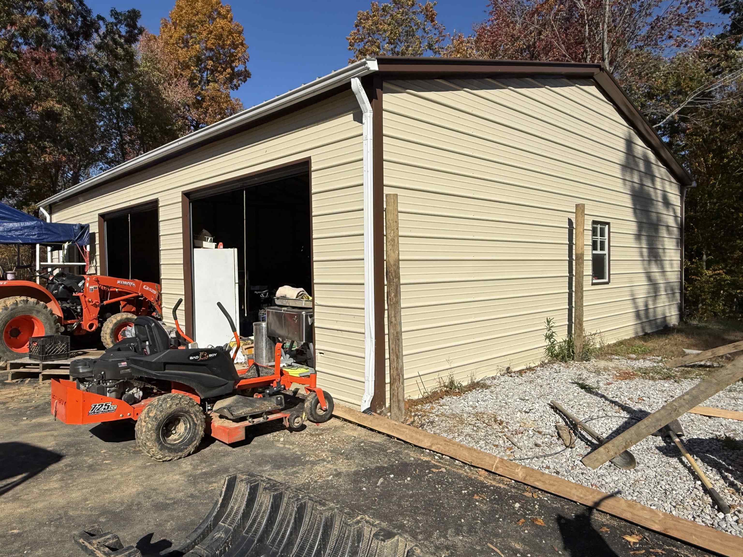 3180 Old Halls Creek Road, Beaver Dam, Kentucky 42320, 2 Bedrooms Bedrooms, ,1 BathroomBathrooms,Single Family Residence,For Sale,Old Halls Creek Road,93475