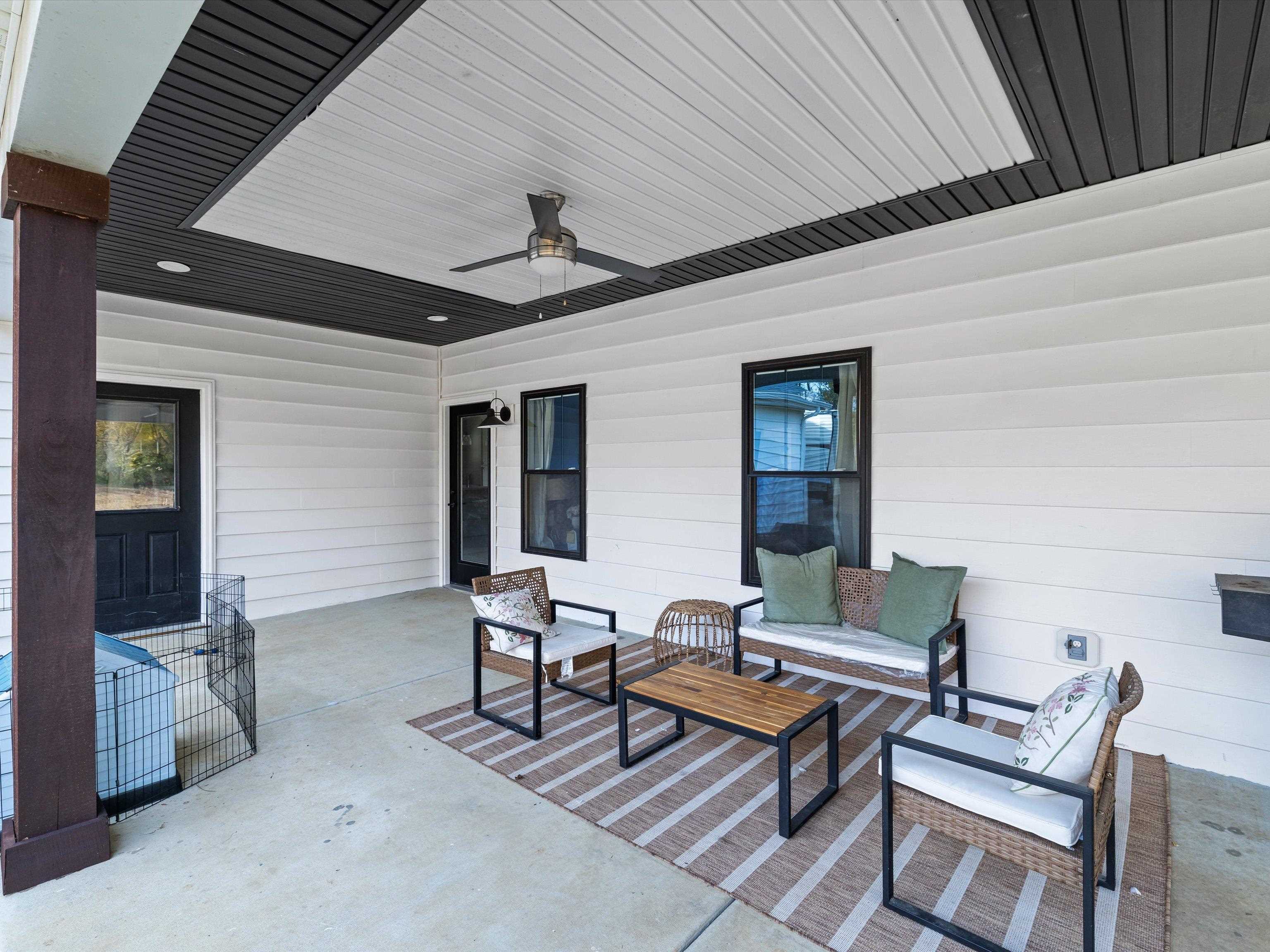 9945 Hwy 951, Philpot, Kentucky 42366, 6 Bedrooms Bedrooms, ,4 BathroomsBathrooms,Single Family Residence,For Sale,Hwy 951,93481