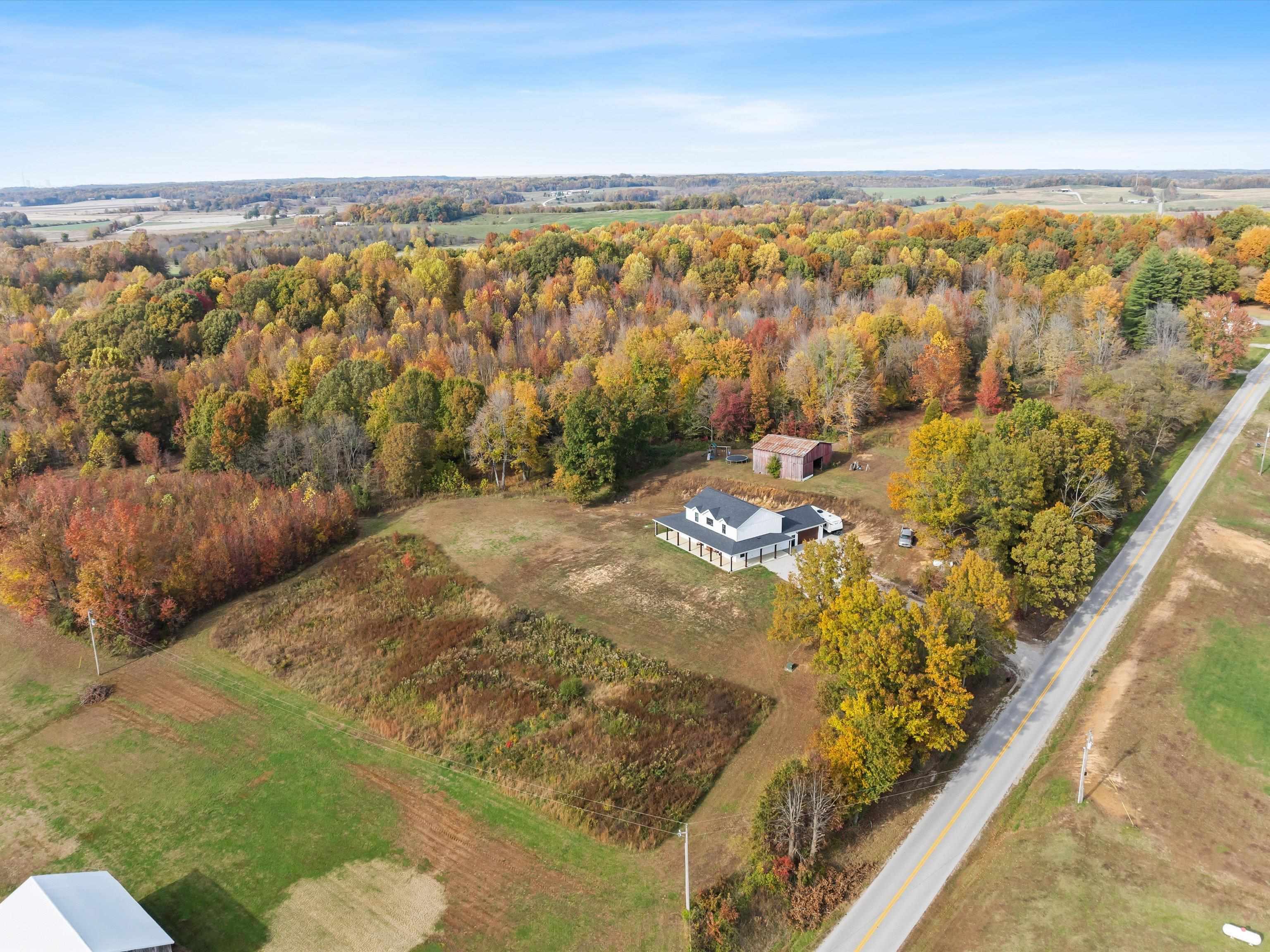 9945 Hwy 951, Philpot, Kentucky 42366, 6 Bedrooms Bedrooms, ,4 BathroomsBathrooms,Single Family Residence,For Sale,Hwy 951,93481