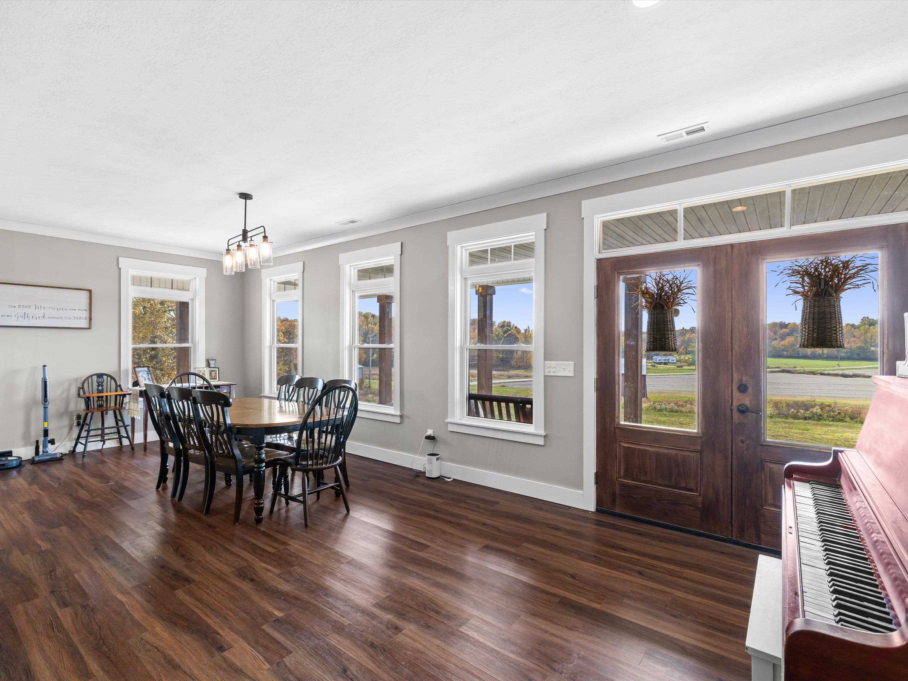 9945 Hwy 951, Philpot, Kentucky 42366, 6 Bedrooms Bedrooms, ,4 BathroomsBathrooms,Single Family Residence,For Sale,Hwy 951,93481