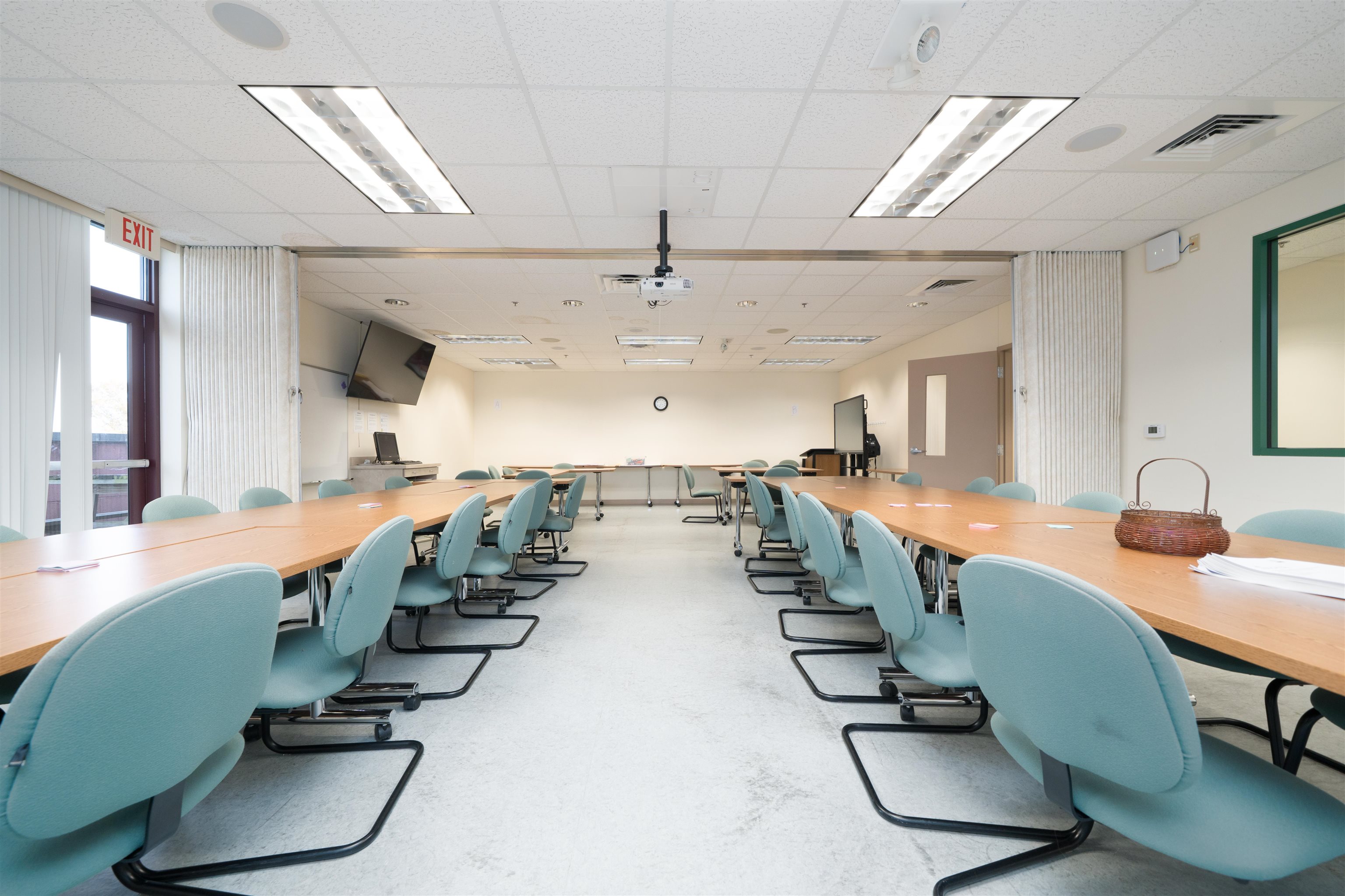 1650 Parrish Plaza Dr, Owensboro, Kentucky 42301, ,Business,For Sale,Parrish Plaza Dr,93485