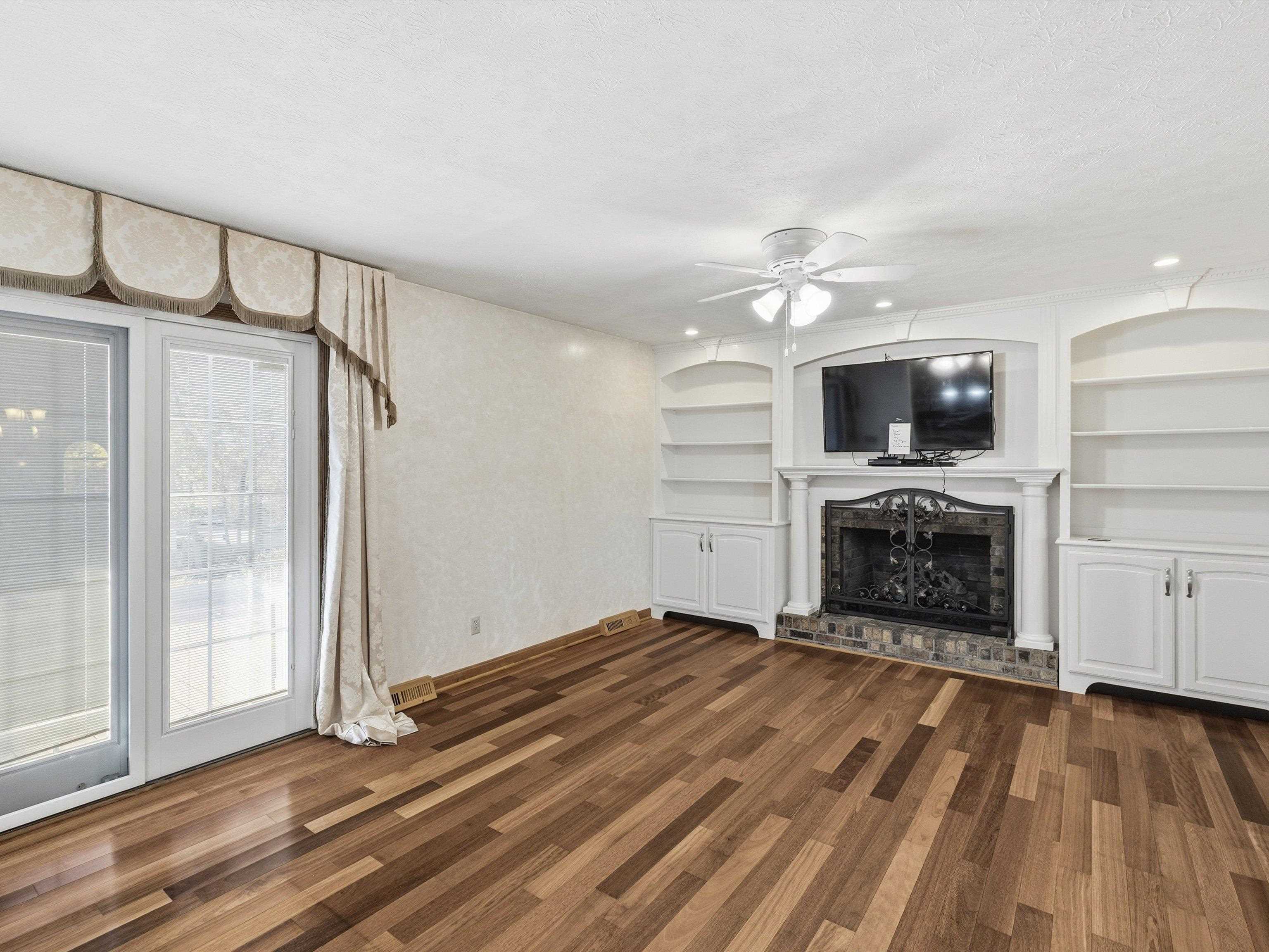 4547 Thruston Dermont Road, Owensboro, Kentucky 42303, 3 Bedrooms Bedrooms, ,2 BathroomsBathrooms,Single Family Residence,For Sale,Thruston Dermont Road,93486