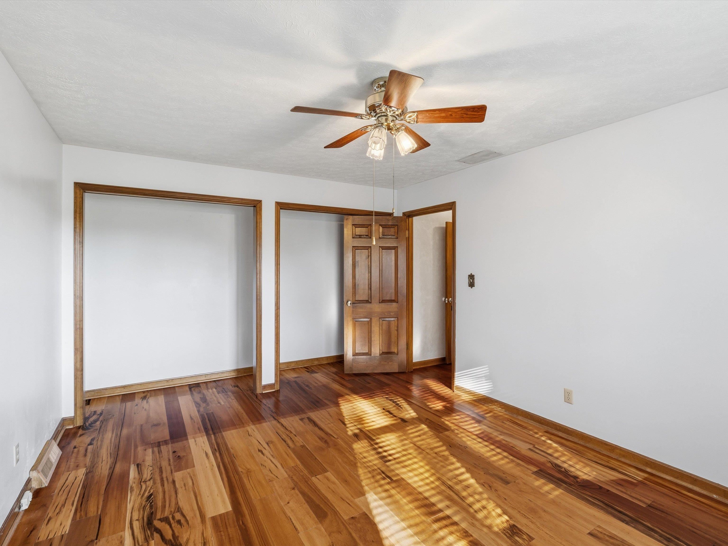 4547 Thruston Dermont Road, Owensboro, Kentucky 42303, 3 Bedrooms Bedrooms, ,2 BathroomsBathrooms,Single Family Residence,For Sale,Thruston Dermont Road,93486