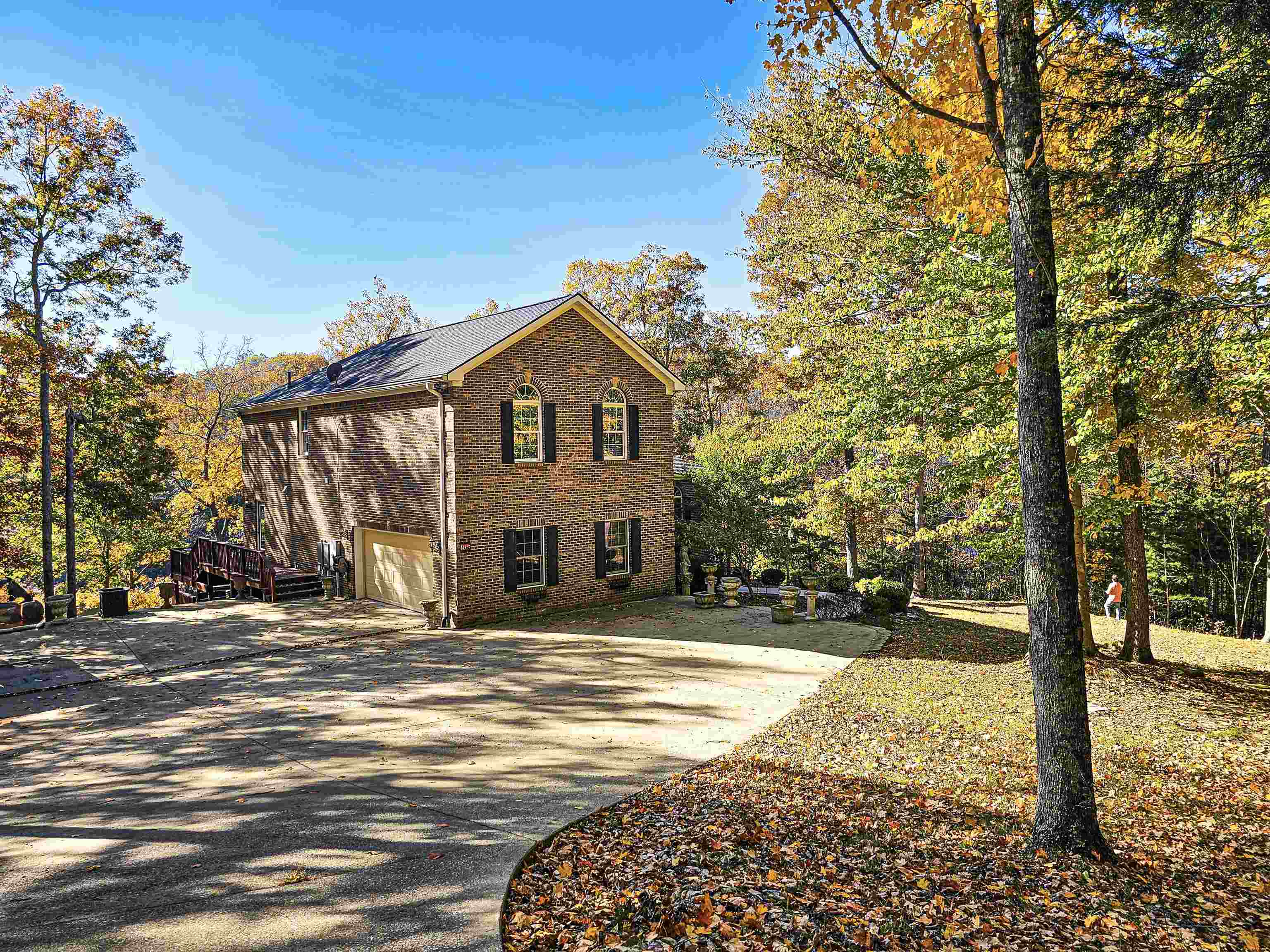 106 Joys Way, Lewisburg, Kentucky 42256, 4 Bedrooms Bedrooms, ,3 BathroomsBathrooms,Single Family Residence,For Sale,Joys Way,93505