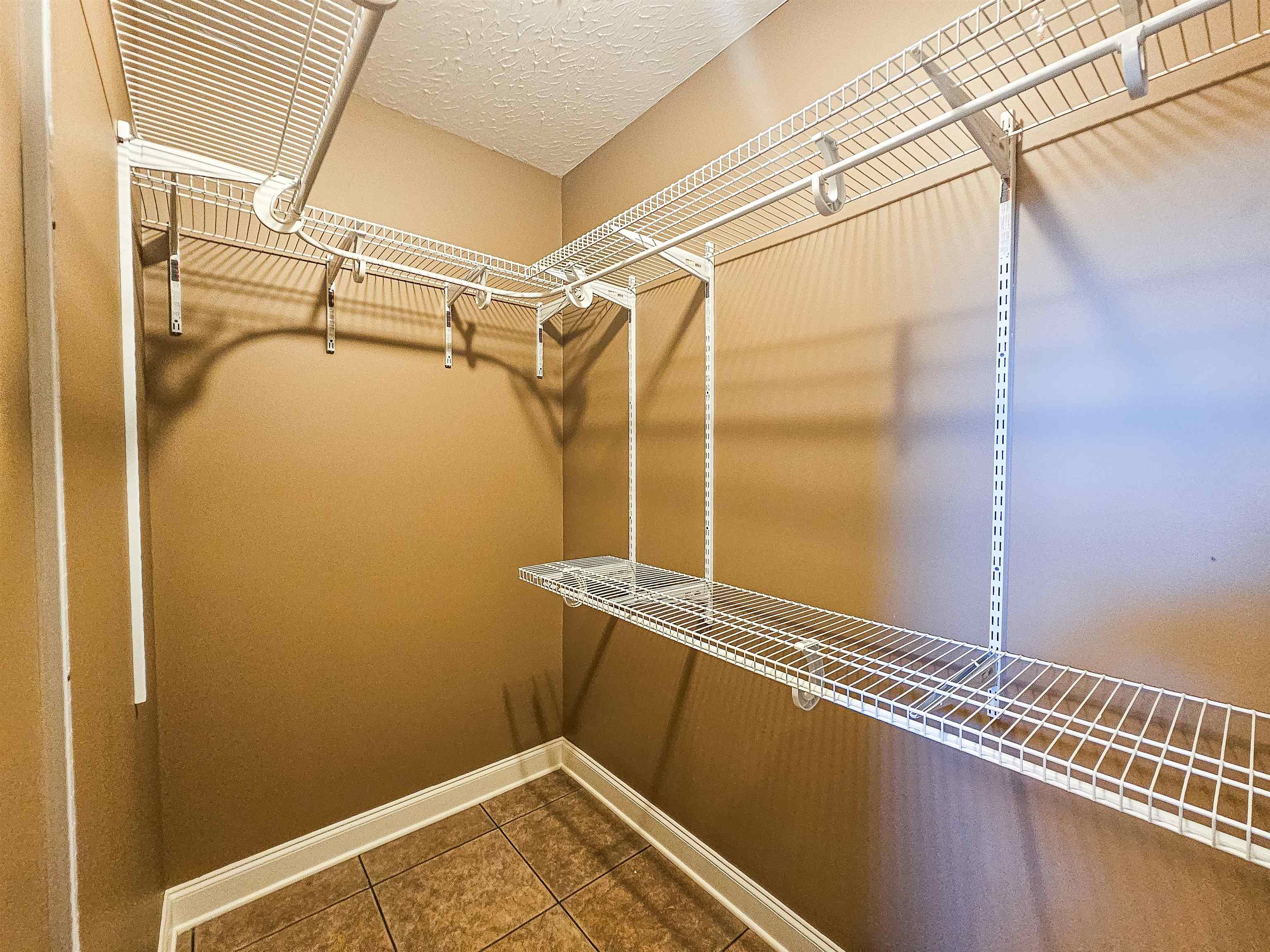 106 Joys Way, Lewisburg, Kentucky 42256, 4 Bedrooms Bedrooms, ,3 BathroomsBathrooms,Single Family Residence,For Sale,Joys Way,93505