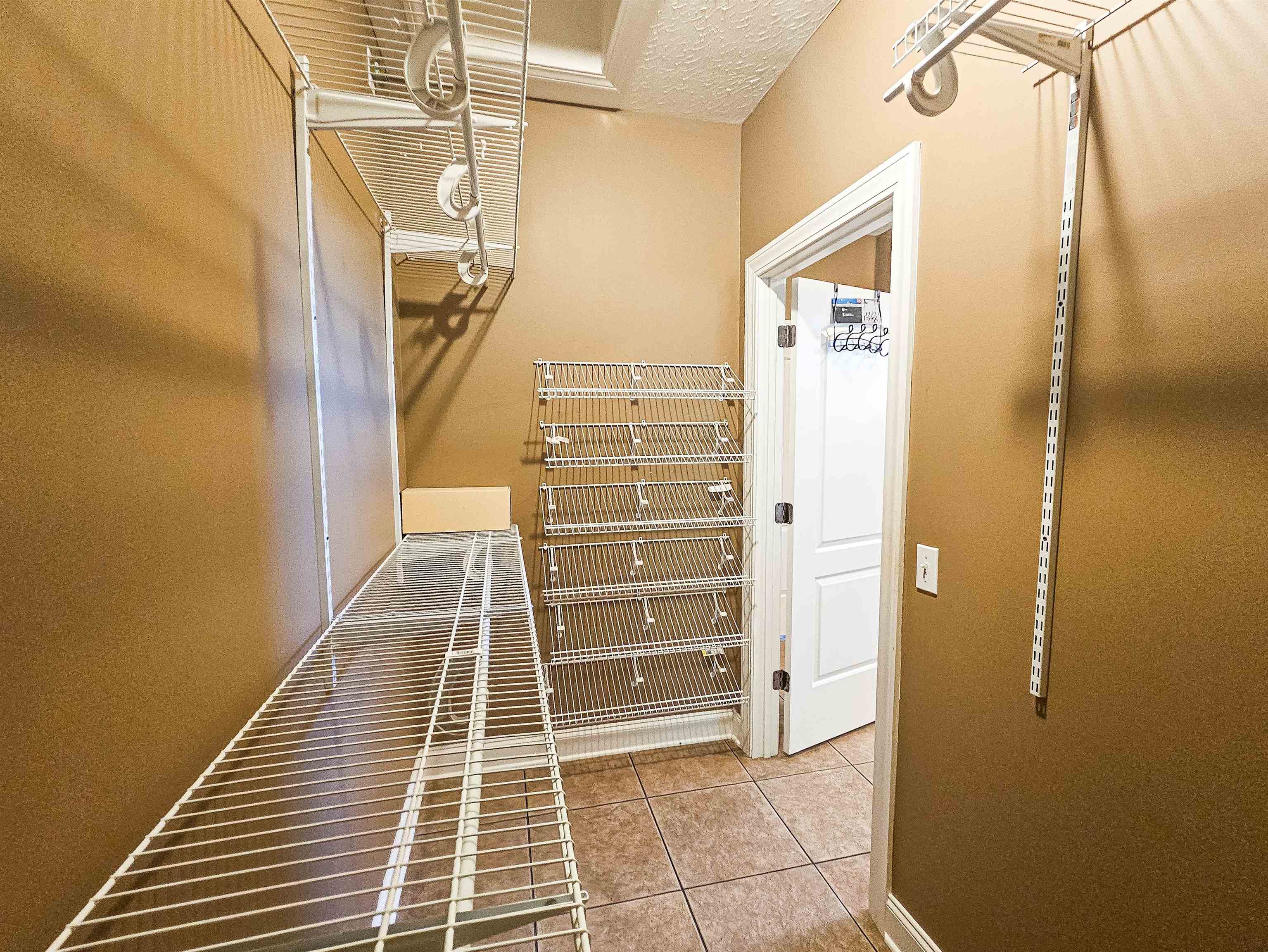 106 Joys Way, Lewisburg, Kentucky 42256, 4 Bedrooms Bedrooms, ,3 BathroomsBathrooms,Single Family Residence,For Sale,Joys Way,93505