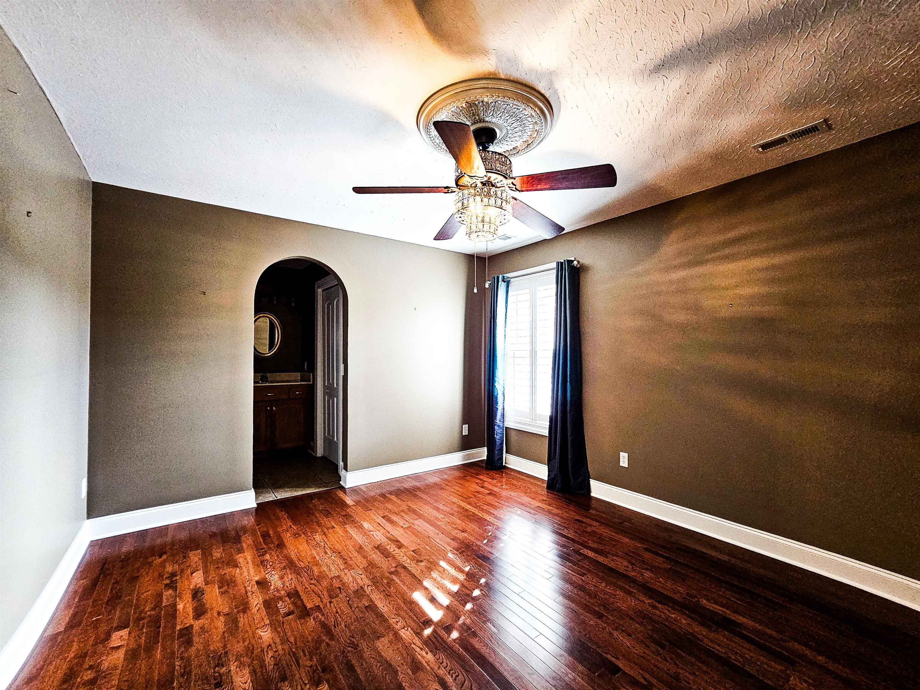 106 Joys Way, Lewisburg, Kentucky 42256, 4 Bedrooms Bedrooms, ,3 BathroomsBathrooms,Single Family Residence,For Sale,Joys Way,93505