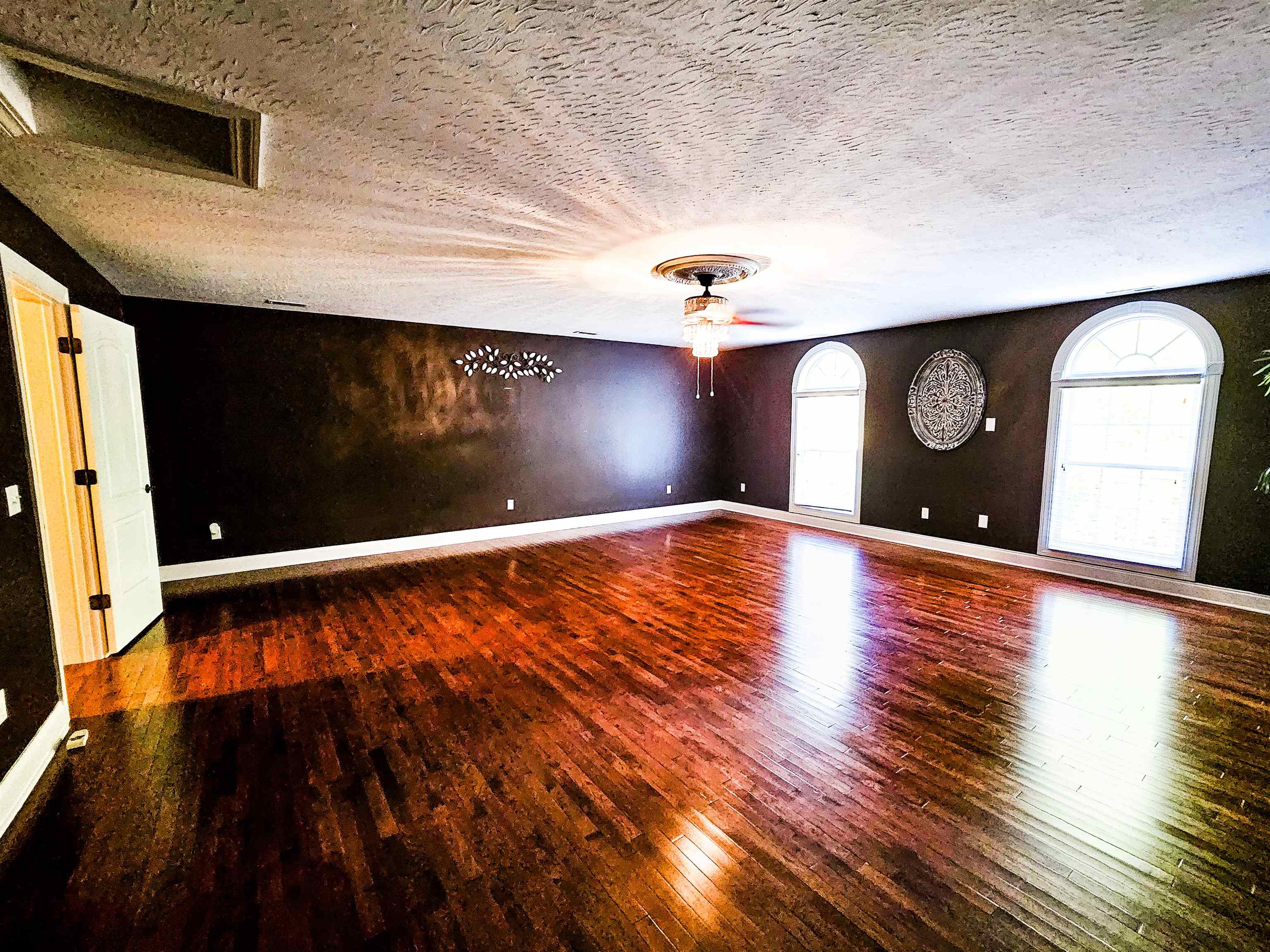 106 Joys Way, Lewisburg, Kentucky 42256, 4 Bedrooms Bedrooms, ,3 BathroomsBathrooms,Single Family Residence,For Sale,Joys Way,93505