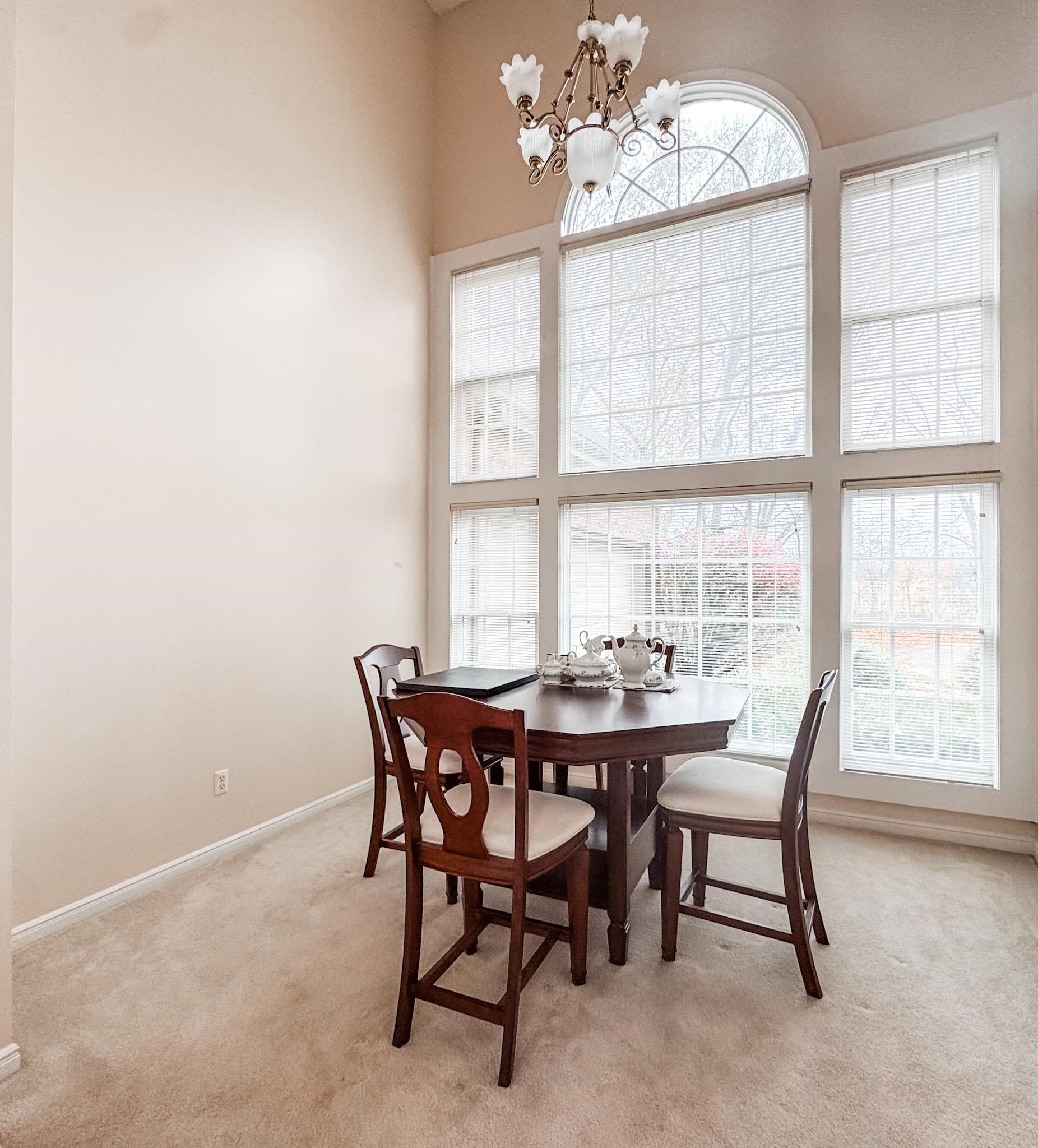 1400 Kingsbrooke, Owensboro, Kentucky 42303, 3 Bedrooms Bedrooms, ,2 BathroomsBathrooms,Single Family Residence,For Sale,Kingsbrooke,93506