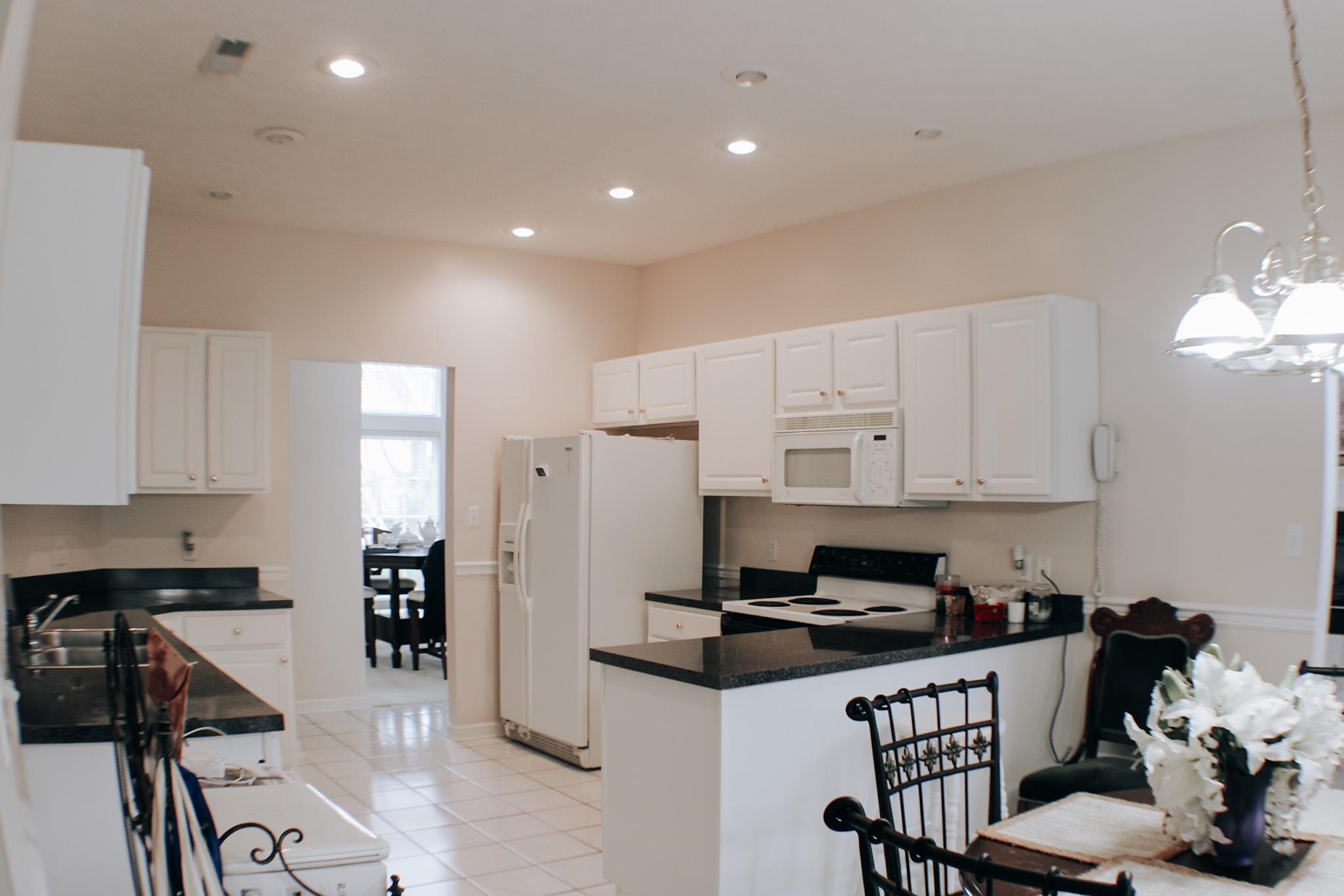 1400 Kingsbrooke, Owensboro, Kentucky 42303, 3 Bedrooms Bedrooms, ,2 BathroomsBathrooms,Single Family Residence,For Sale,Kingsbrooke,93506