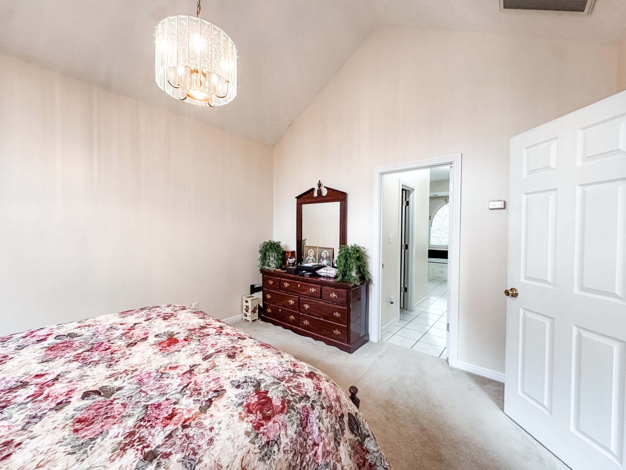 1400 Kingsbrooke, Owensboro, Kentucky 42303, 3 Bedrooms Bedrooms, ,2 BathroomsBathrooms,Single Family Residence,For Sale,Kingsbrooke,93506