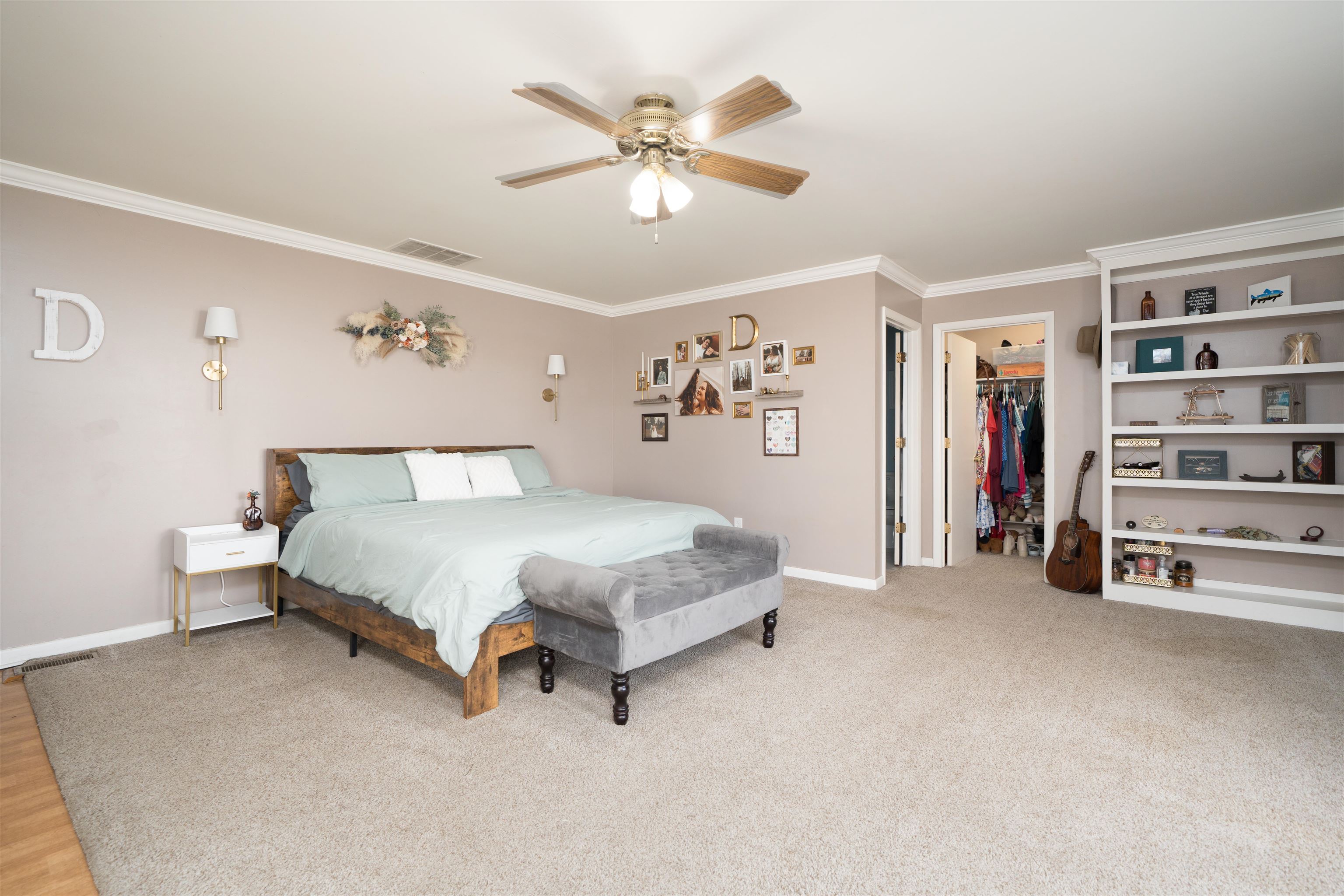 709 Lafayette Drive, Owensboro, Kentucky 42303, 4 Bedrooms Bedrooms, ,2 BathroomsBathrooms,Single Family Residence,For Sale,Lafayette Drive,93511