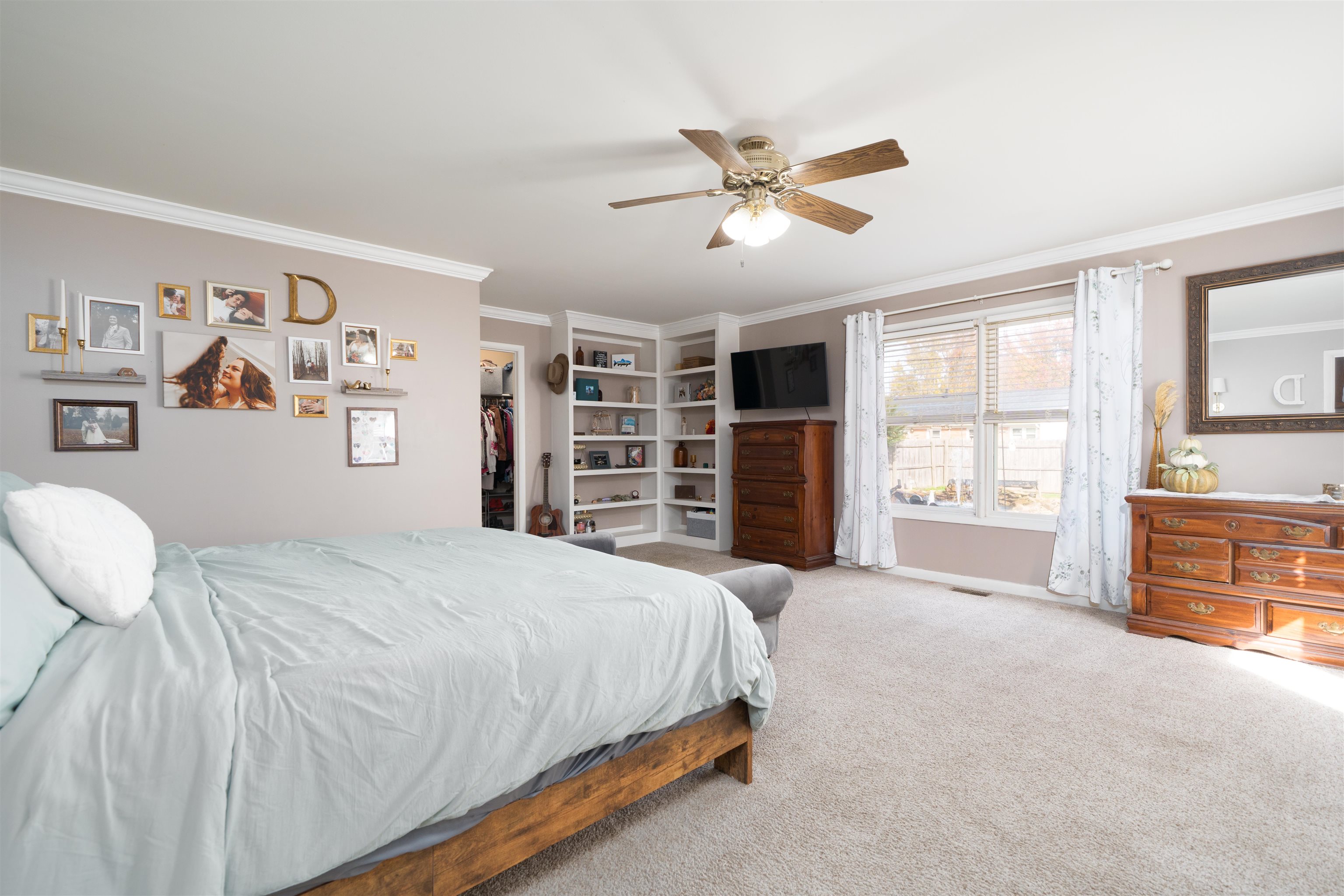 709 Lafayette Drive, Owensboro, Kentucky 42303, 4 Bedrooms Bedrooms, ,2 BathroomsBathrooms,Single Family Residence,For Sale,Lafayette Drive,93511