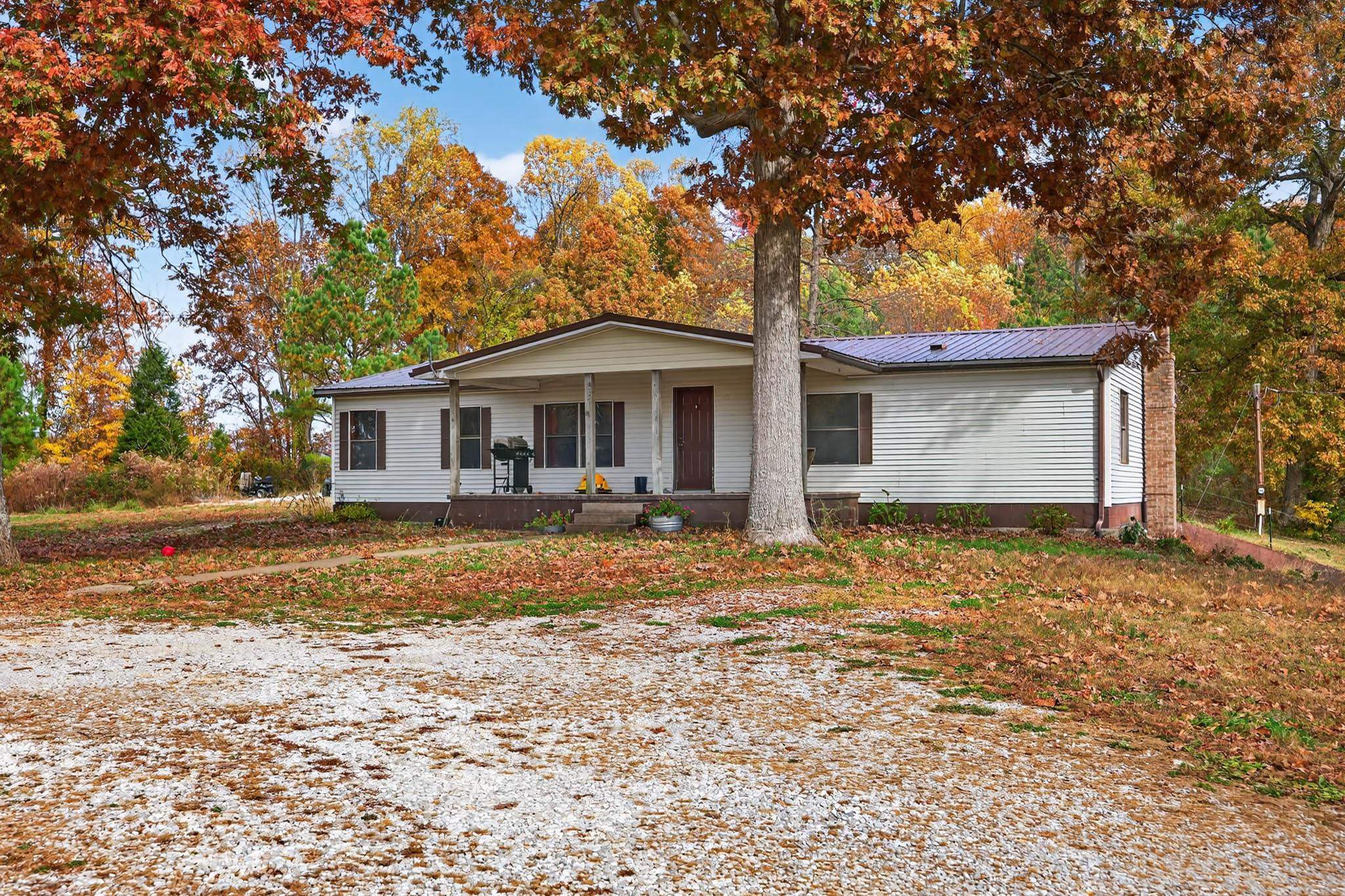 480 Middle Patesville Rd, Hawesville, Kentucky 42348, 3 Bedrooms Bedrooms, ,2 BathroomsBathrooms,Manufactured Home,For Sale,Middle Patesville Rd,93514