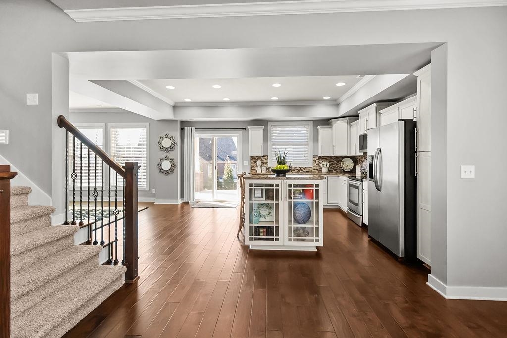 4456 Springhurst Lane, Owensboro, Kentucky 42303, 4 Bedrooms Bedrooms, ,2 BathroomsBathrooms,Single Family Residence,For Sale,Springhurst Lane,93515