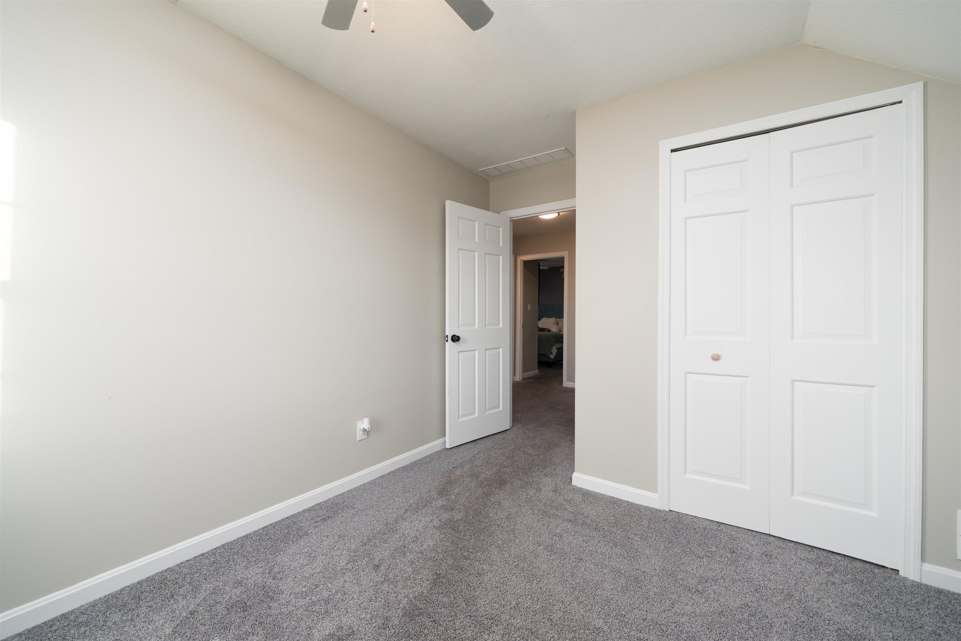 1503 Springdale Dr, Owensboro, Kentucky 42301, 5 Bedrooms Bedrooms, ,3 BathroomsBathrooms,Single Family Residence,For Sale,Springdale Dr,93519