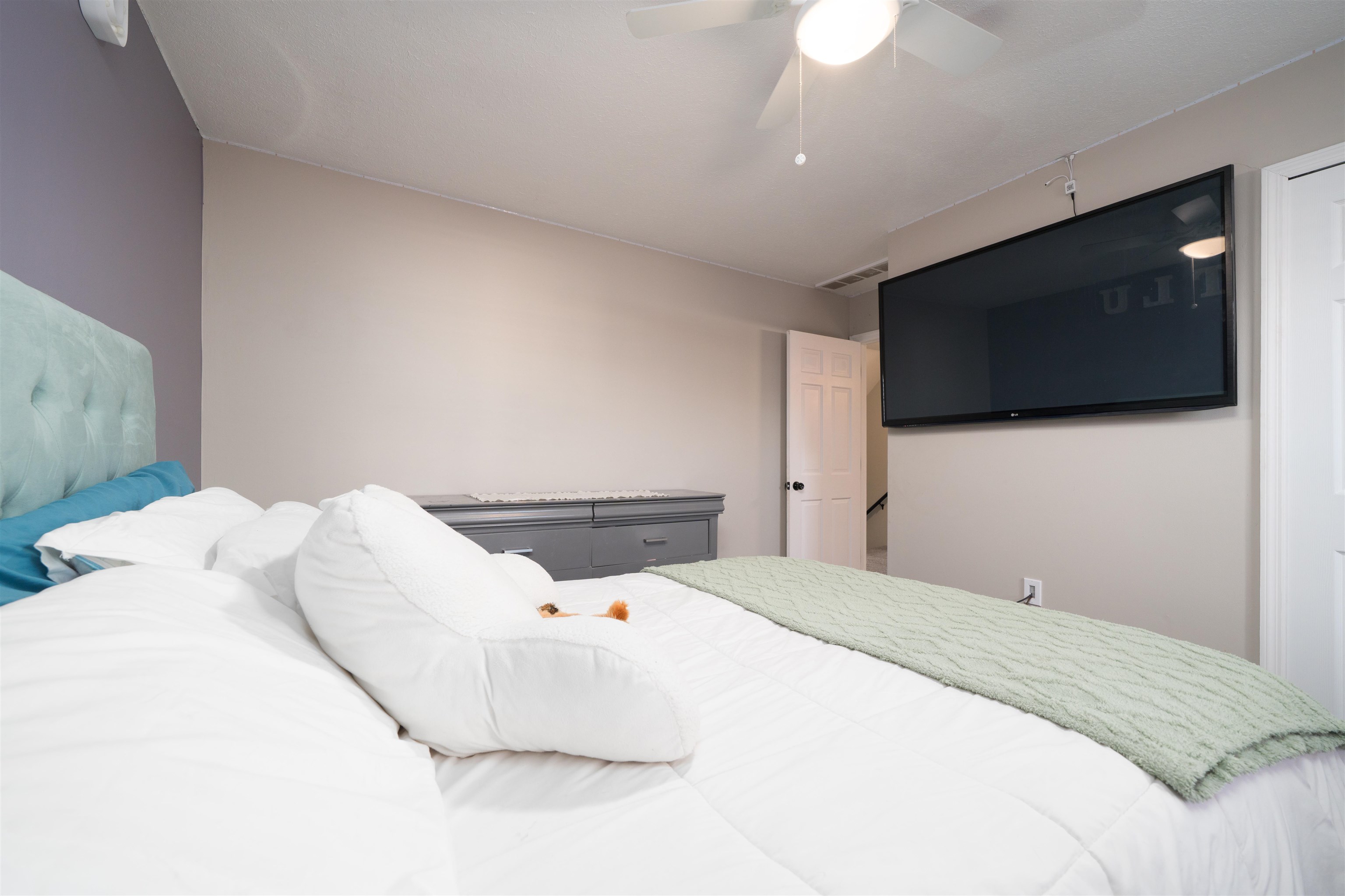 1503 Springdale Dr, Owensboro, Kentucky 42301, 5 Bedrooms Bedrooms, ,3 BathroomsBathrooms,Single Family Residence,For Sale,Springdale Dr,93519