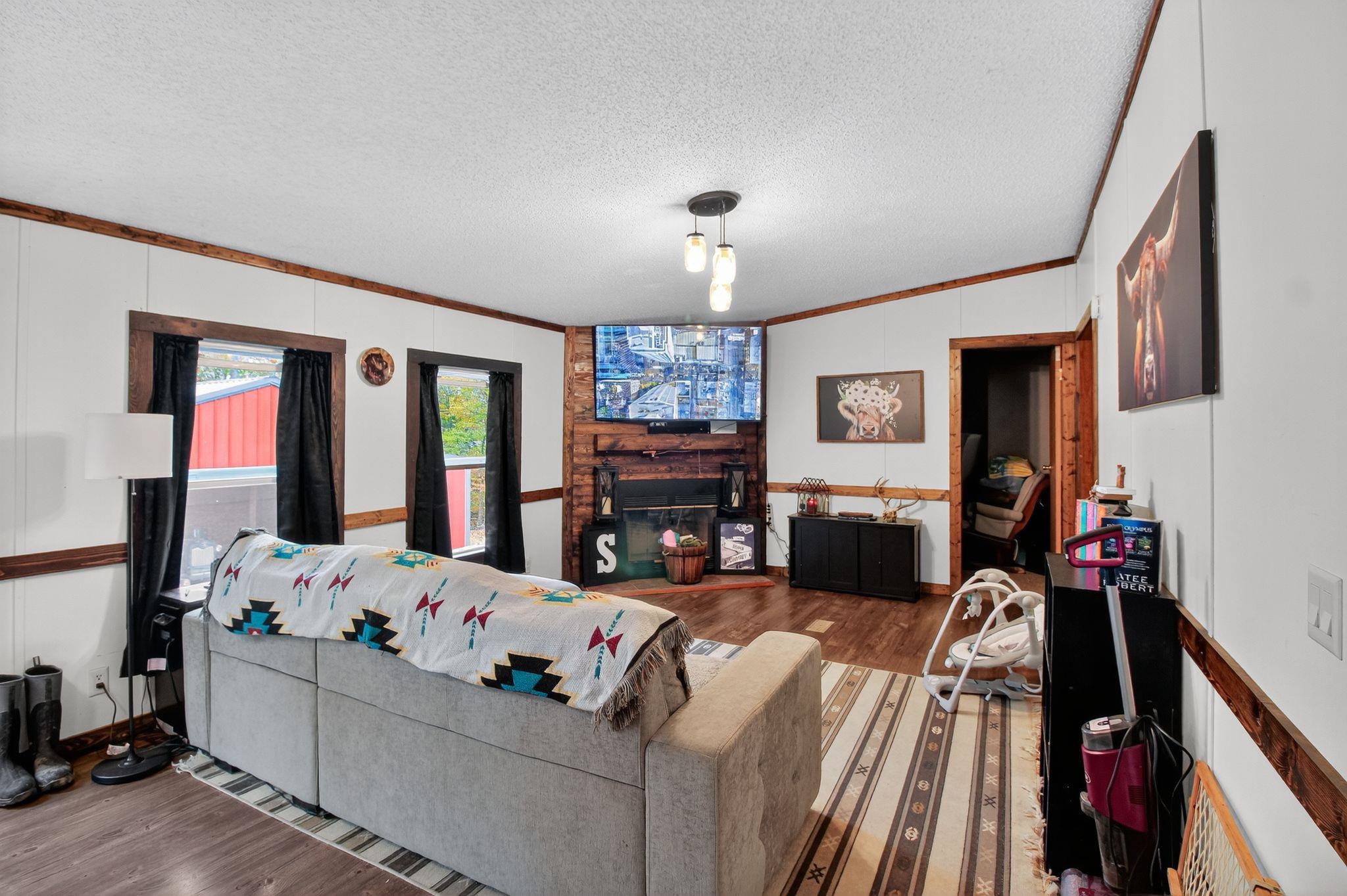 2100 Fred Morris Road, Reynolds Station, Kentucky 42368, 4 Bedrooms Bedrooms, ,2 BathroomsBathrooms,Single Family Residence,For Sale,Fred Morris Road,93524