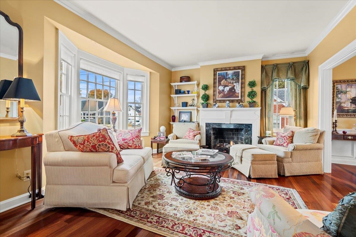 604 Ford Ave, Owensboro, Kentucky 42301, 4 Bedrooms Bedrooms, ,2 BathroomsBathrooms,Single Family Residence,For Sale,Ford Ave,93532