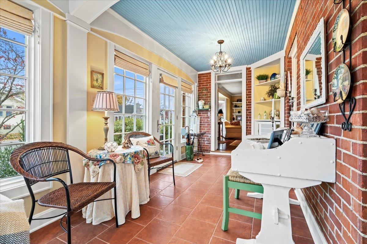 604 Ford Ave, Owensboro, Kentucky 42301, 4 Bedrooms Bedrooms, ,2 BathroomsBathrooms,Single Family Residence,For Sale,Ford Ave,93532