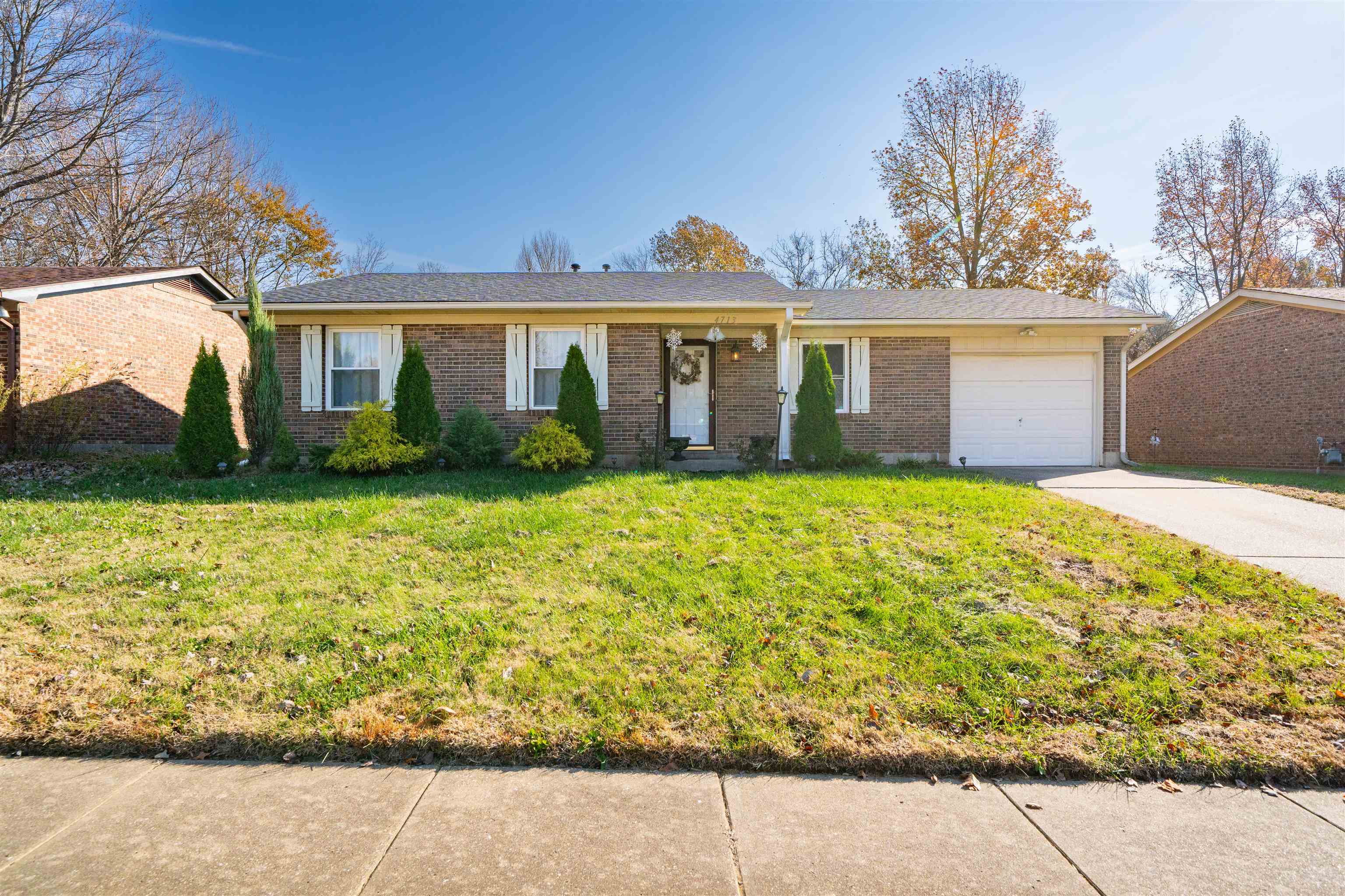 4713 Kings Mill Dr, Owensboro, Kentucky 42303, 3 Bedrooms Bedrooms, ,1 BathroomBathrooms,Single Family Residence,For Sale,Kings Mill Dr,93558