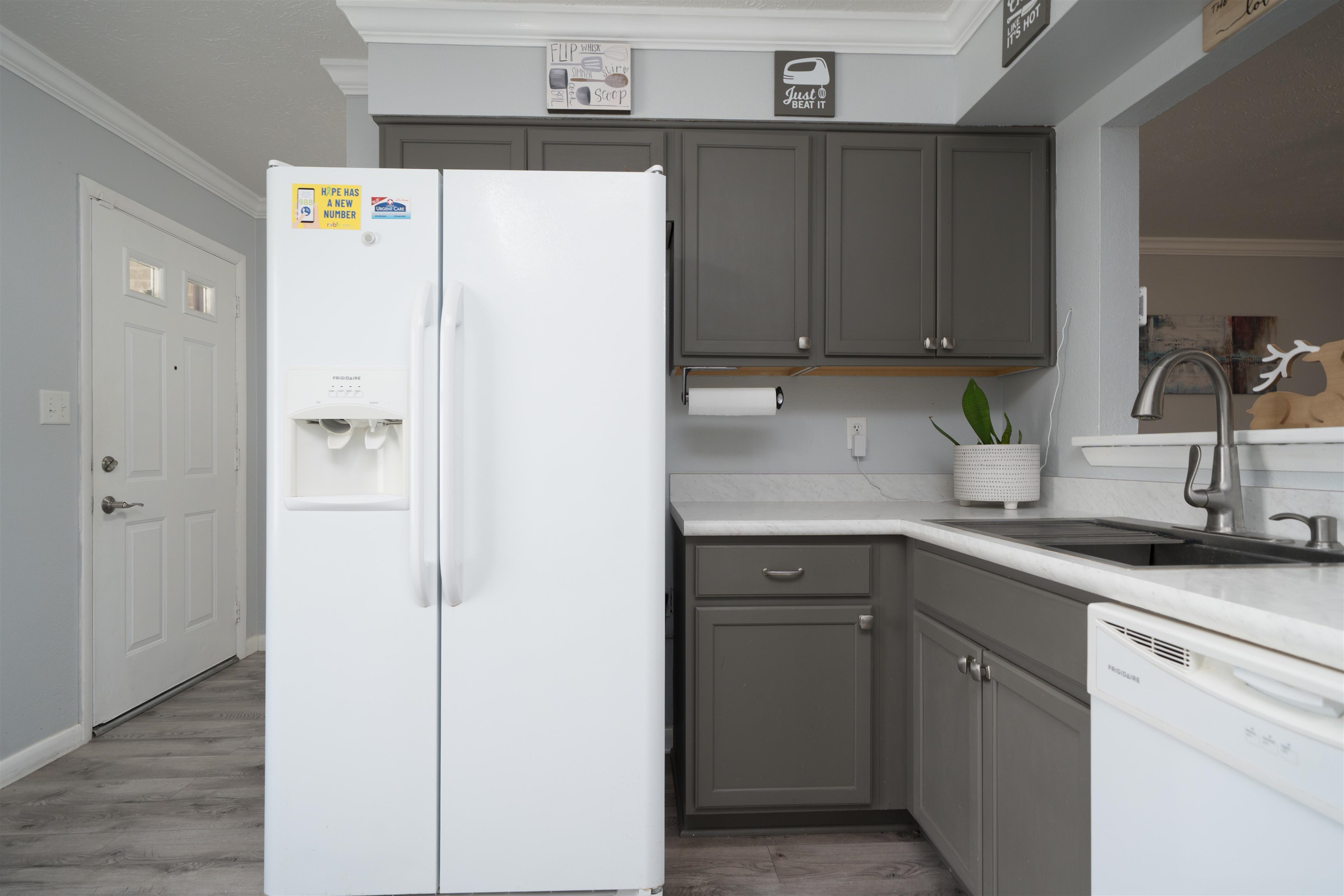 4713 Kings Mill Dr, Owensboro, Kentucky 42303, 3 Bedrooms Bedrooms, ,1 BathroomBathrooms,Single Family Residence,For Sale,Kings Mill Dr,93558