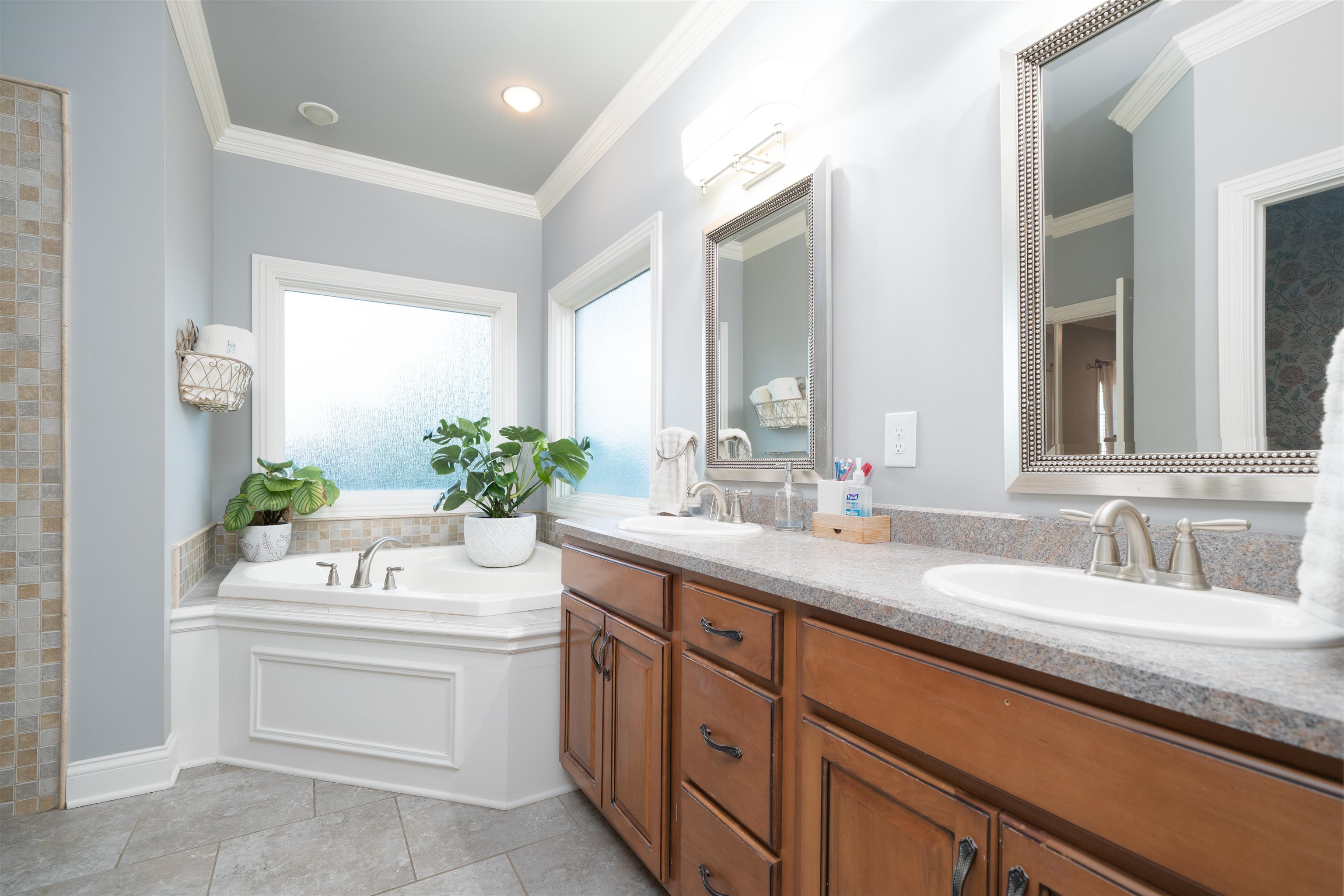 4555 Fountain View Trace, Owensboro, Kentucky 42303, 3 Bedrooms Bedrooms, ,2 BathroomsBathrooms,Single Family Residence,For Sale,Fountain View Trace,93559