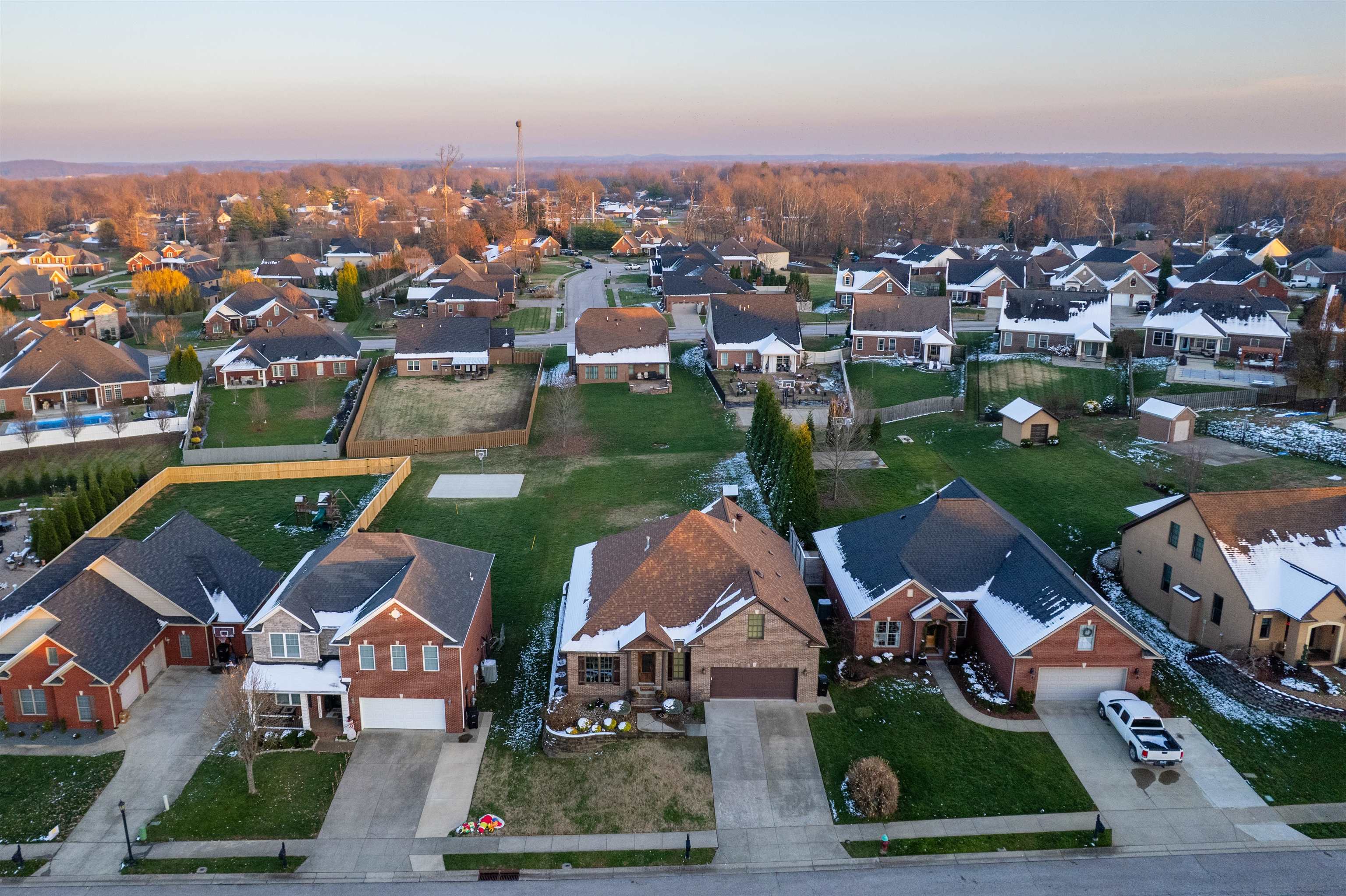 4555 Fountain View Trace, Owensboro, Kentucky 42303, 3 Bedrooms Bedrooms, ,2 BathroomsBathrooms,Single Family Residence,For Sale,Fountain View Trace,93559