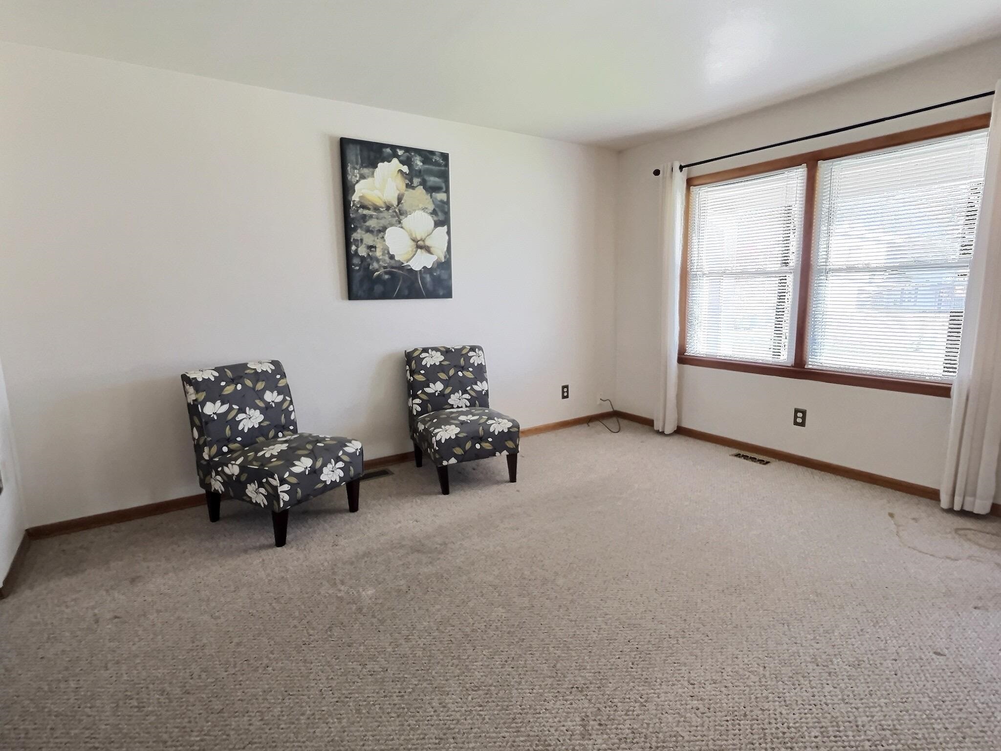 3915 Steele Drive, Owensboro, Kentucky 42303, 5 Bedrooms Bedrooms, ,2 BathroomsBathrooms,Single Family Residence,For Sale,Steele Drive,93574