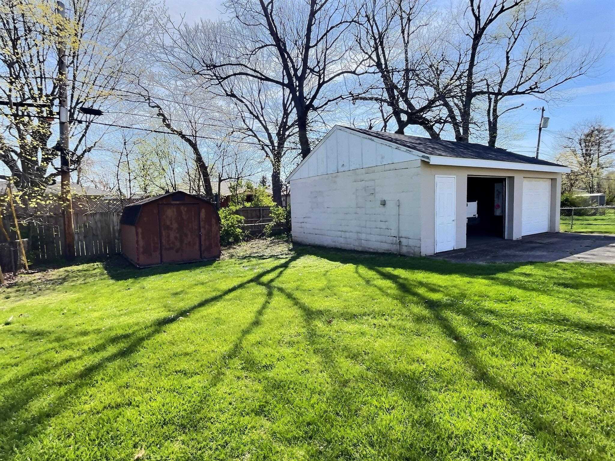 3915 Steele Drive, Owensboro, Kentucky 42303, 5 Bedrooms Bedrooms, ,2 BathroomsBathrooms,Single Family Residence,For Sale,Steele Drive,93574