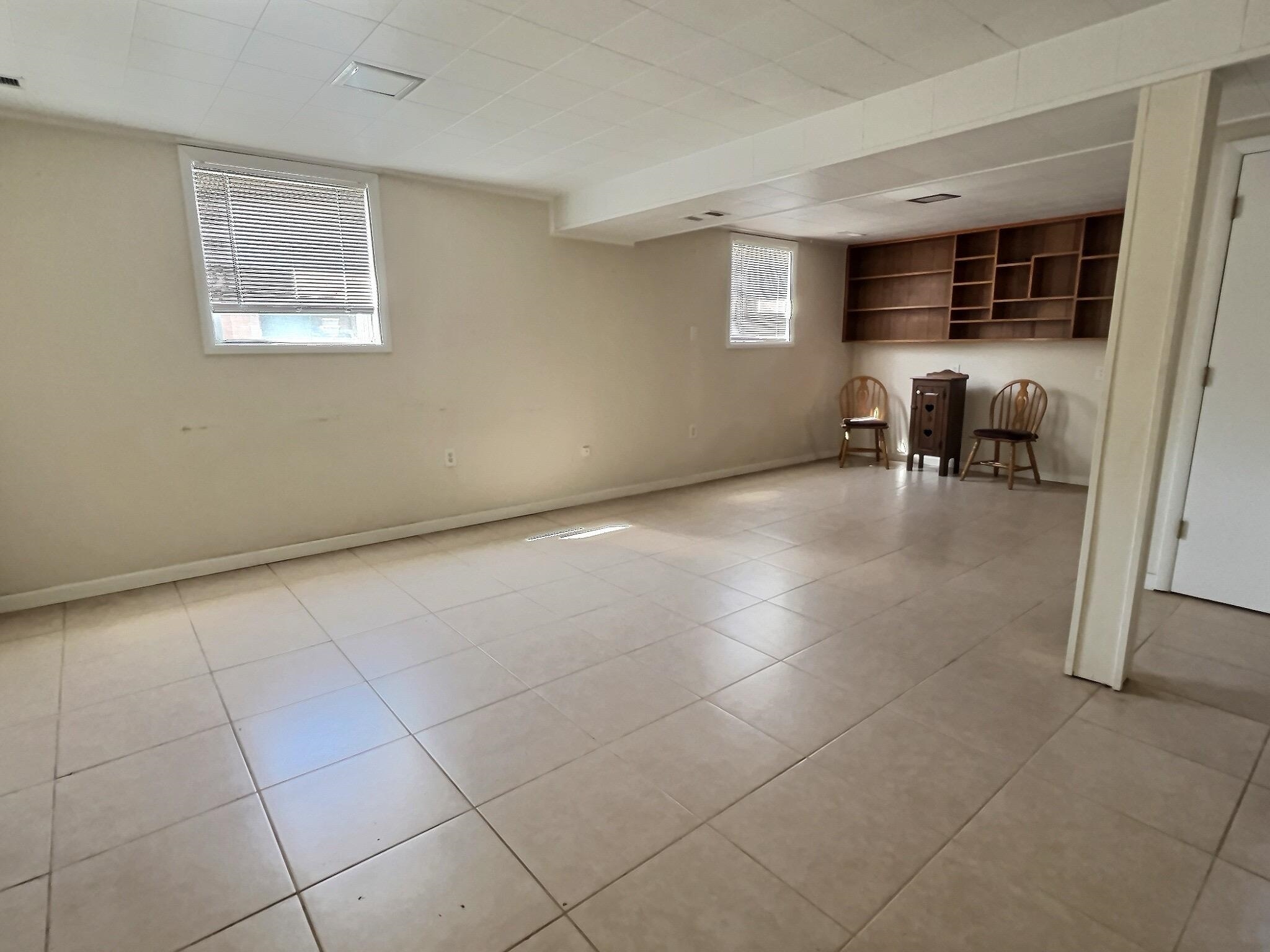 3915 Steele Drive, Owensboro, Kentucky 42303, 5 Bedrooms Bedrooms, ,2 BathroomsBathrooms,Single Family Residence,For Sale,Steele Drive,93574