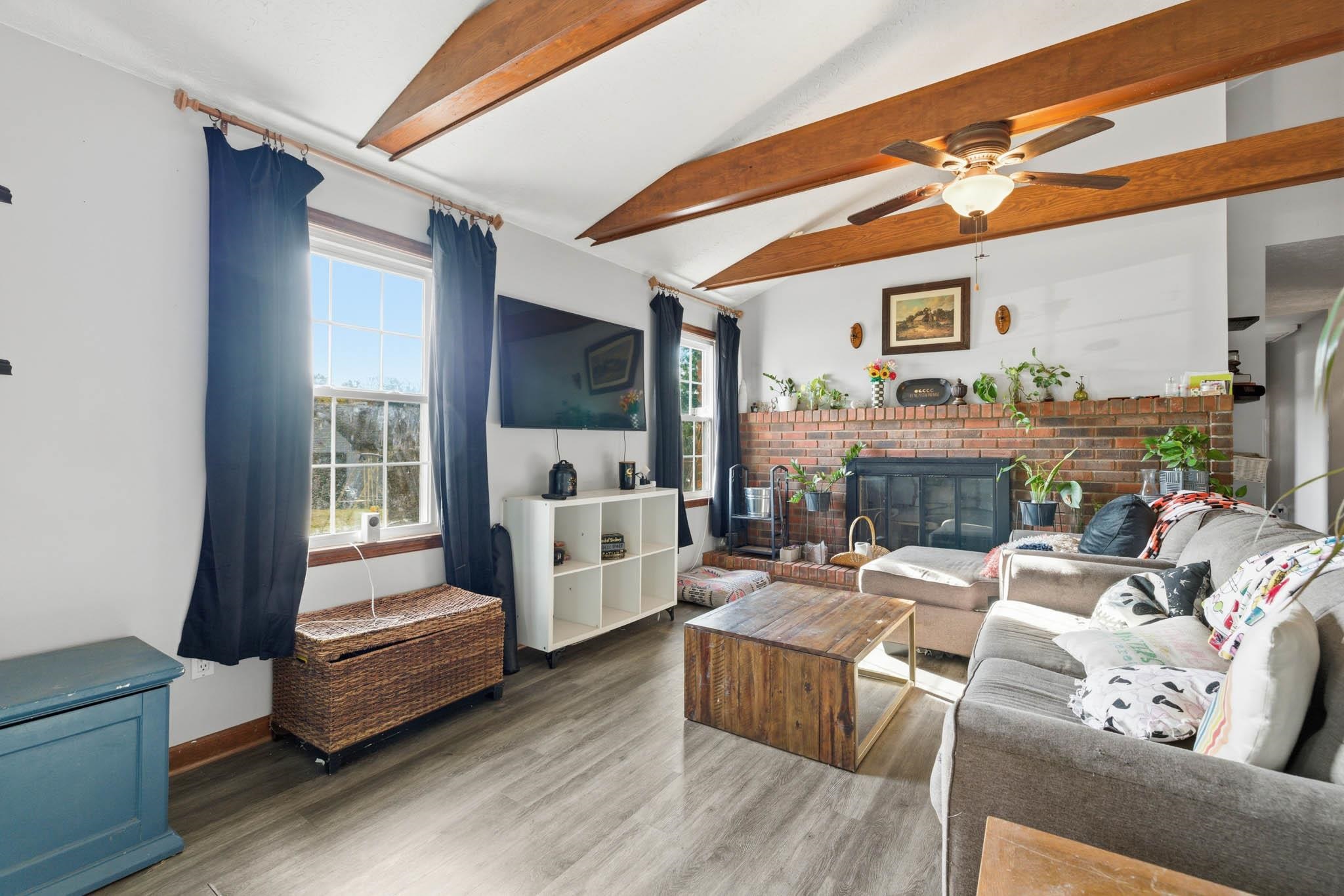 8552 Highway 1078 N, Henderson, Kentucky 42420, 5 Bedrooms Bedrooms, ,2 BathroomsBathrooms,Single Family Residence,For Sale,Highway 1078 N,93581