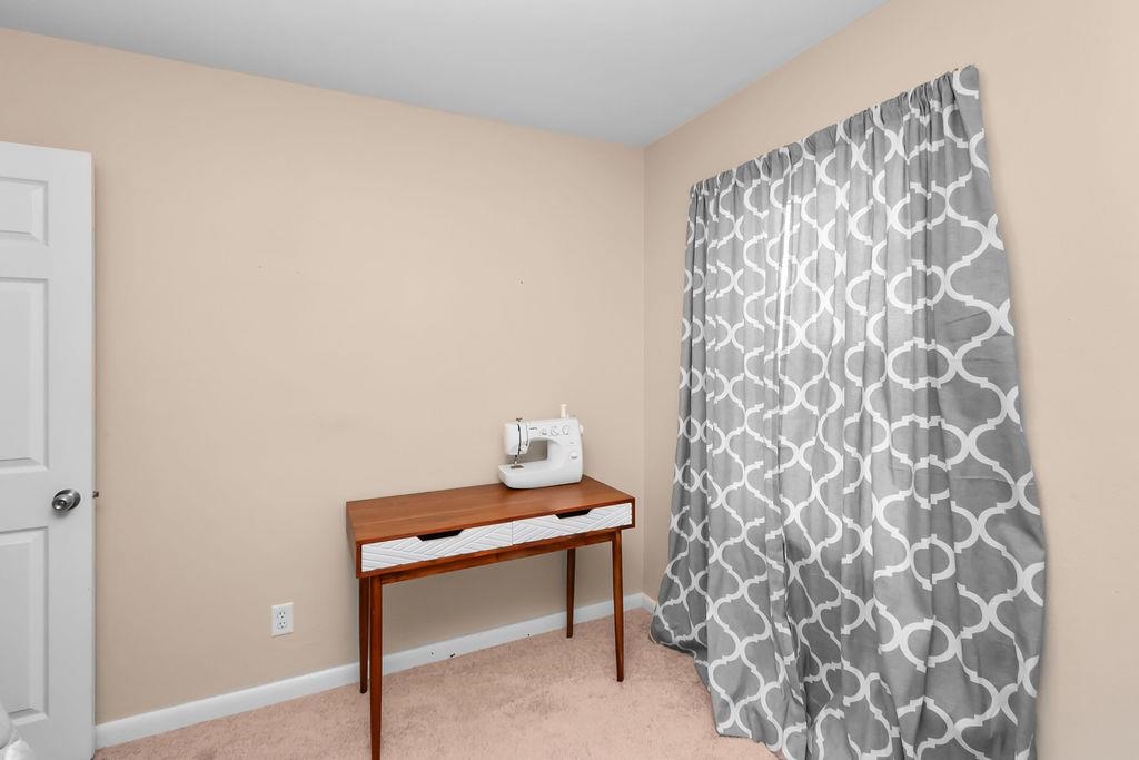 9935 Sauer Lane, Stanley, Kentucky 42301, 3 Bedrooms Bedrooms, ,2 BathroomsBathrooms,Single Family Residence,For Sale,Sauer Lane,93588