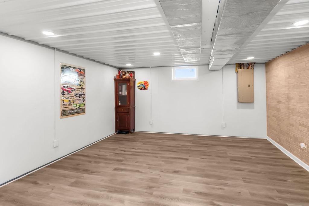 9935 Sauer Lane, Stanley, Kentucky 42301, 3 Bedrooms Bedrooms, ,2 BathroomsBathrooms,Single Family Residence,For Sale,Sauer Lane,93588