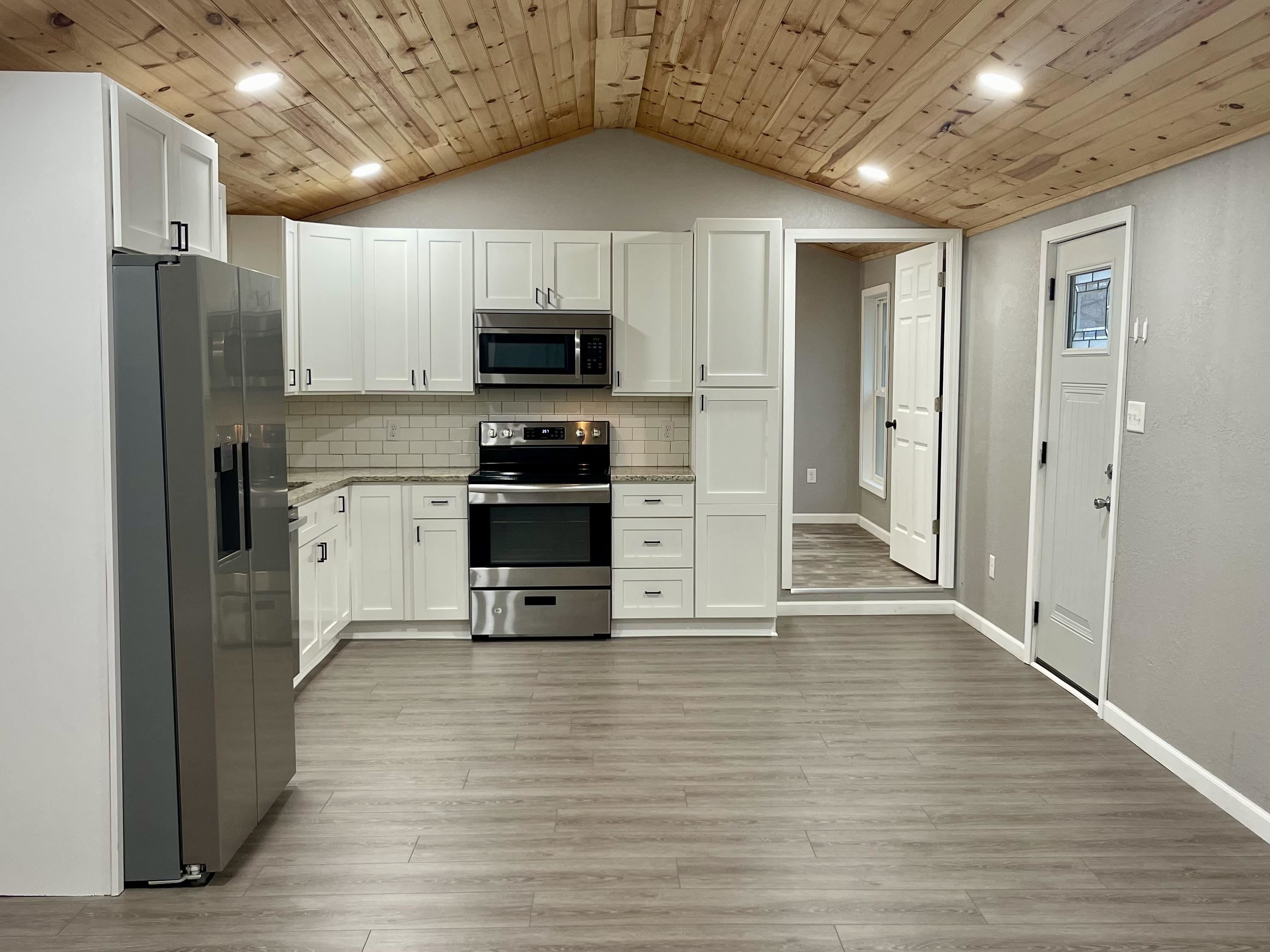 511 Omega Street, Owensboro, Kentucky 42301, 1 Bedroom Bedrooms, ,1 BathroomBathrooms,Single Family Residence,For Sale,Omega Street,93599