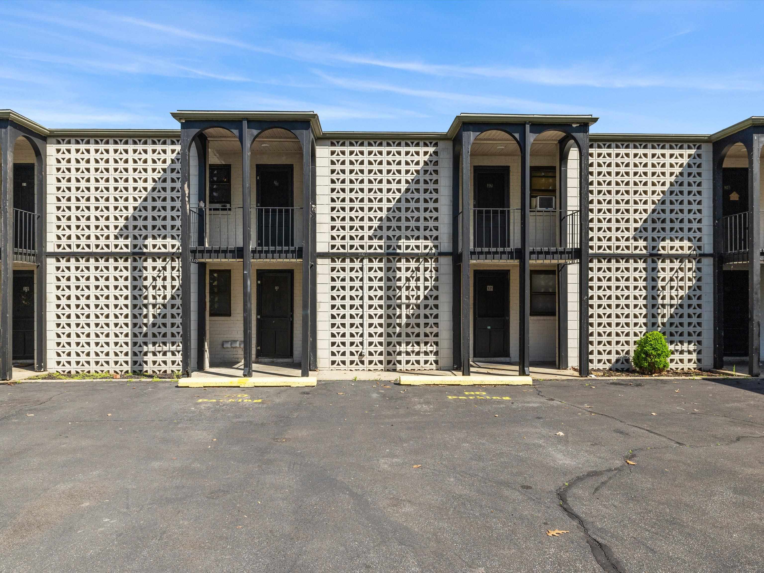 1001 Parrish Avenue, Owensboro, Kentucky 42301, ,Multifamily,For Sale,Parrish Avenue,93600