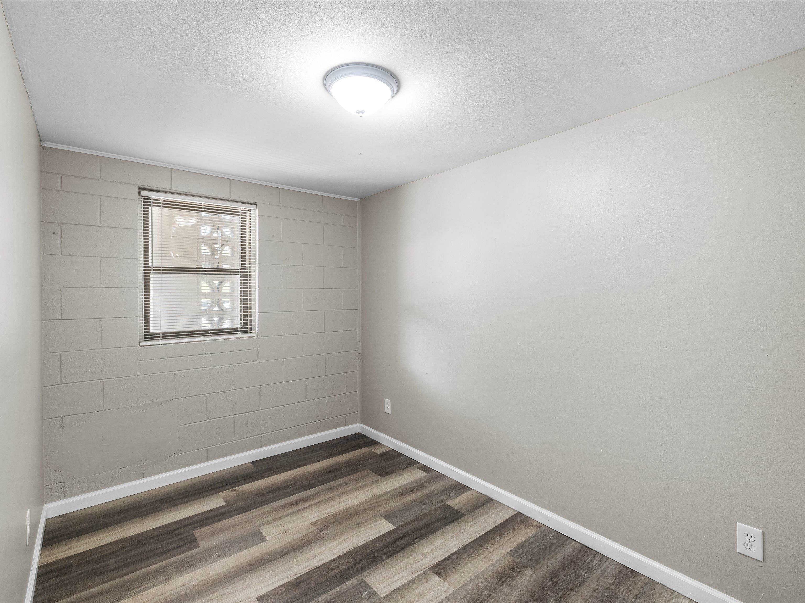 1001 Parrish Avenue, Owensboro, Kentucky 42301, ,Multifamily,For Sale,Parrish Avenue,93600