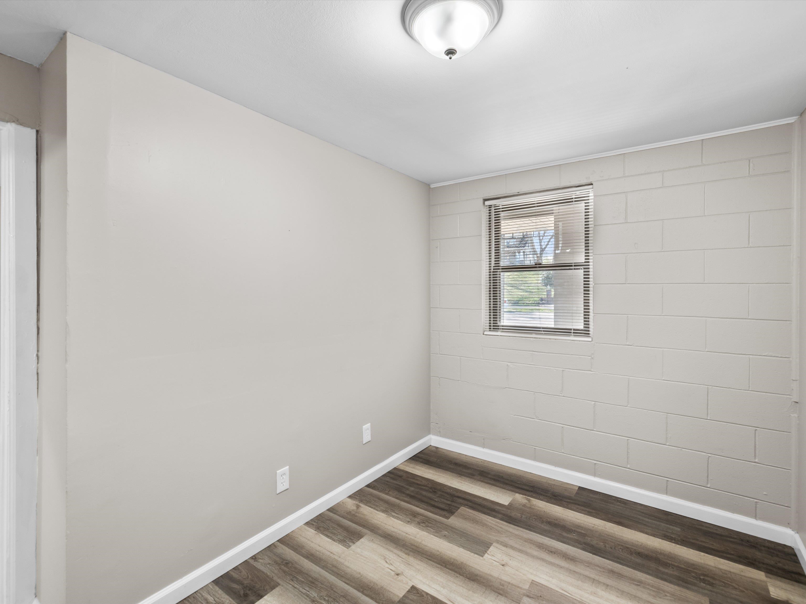 1001 Parrish Avenue, Owensboro, Kentucky 42301, ,Multifamily,For Sale,Parrish Avenue,93600