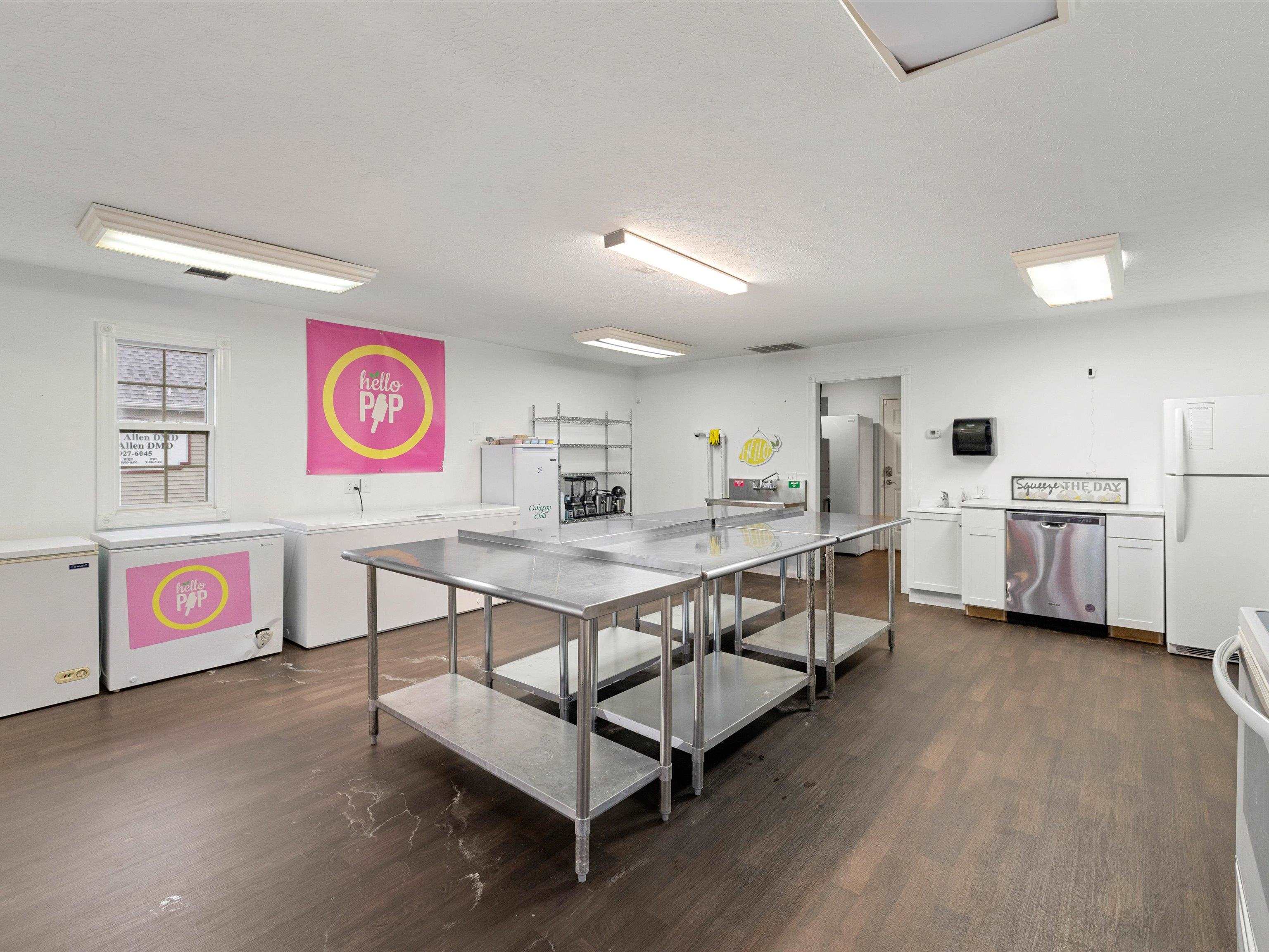 150 Main Cross St, Hawesville, Kentucky 42348, ,Business,For Sale,Main Cross St,93615