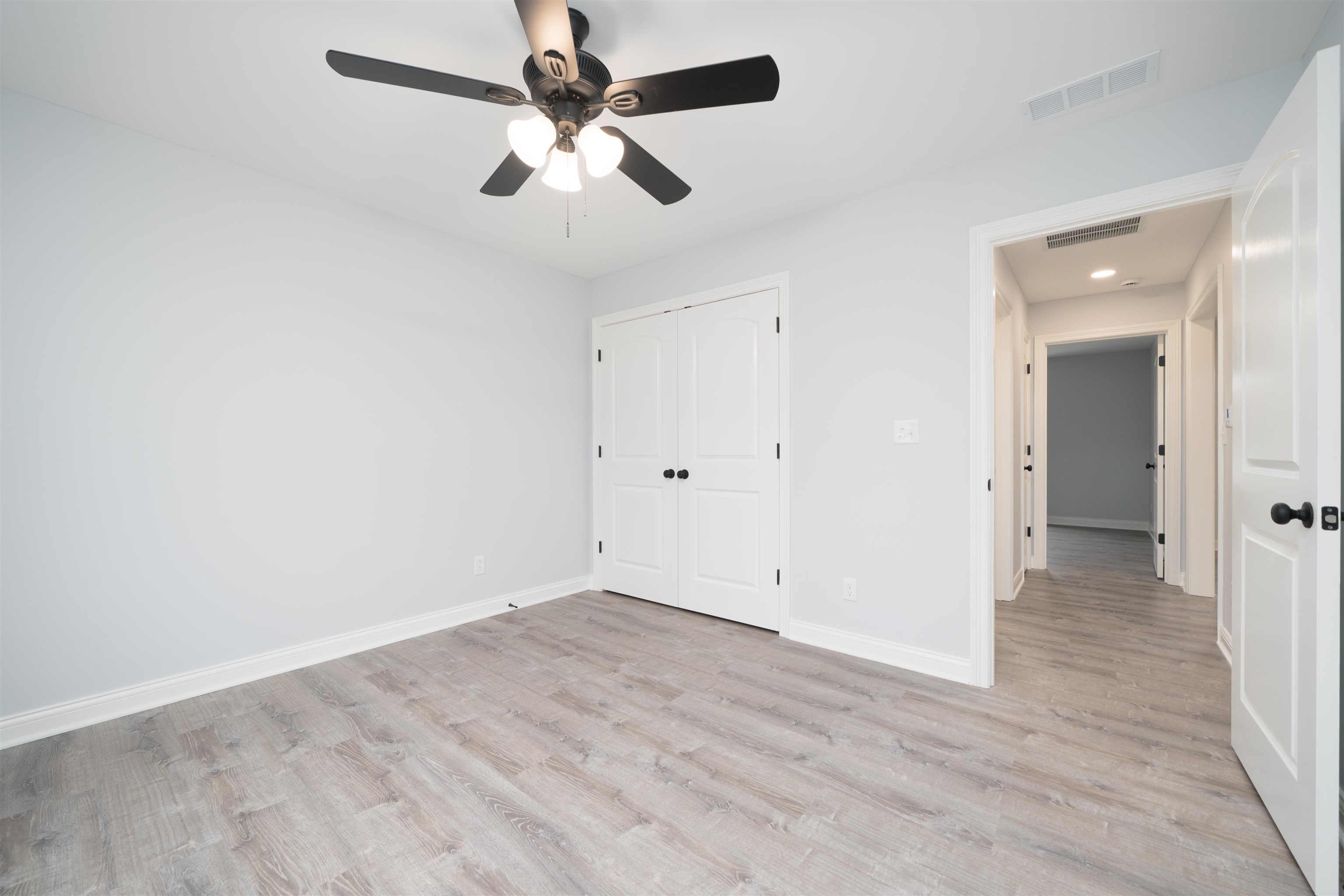 2523 8th St, Owensboro, Kentucky 42303, 3 Bedrooms Bedrooms, ,2 BathroomsBathrooms,Single Family Residence,For Sale,8th St,93624