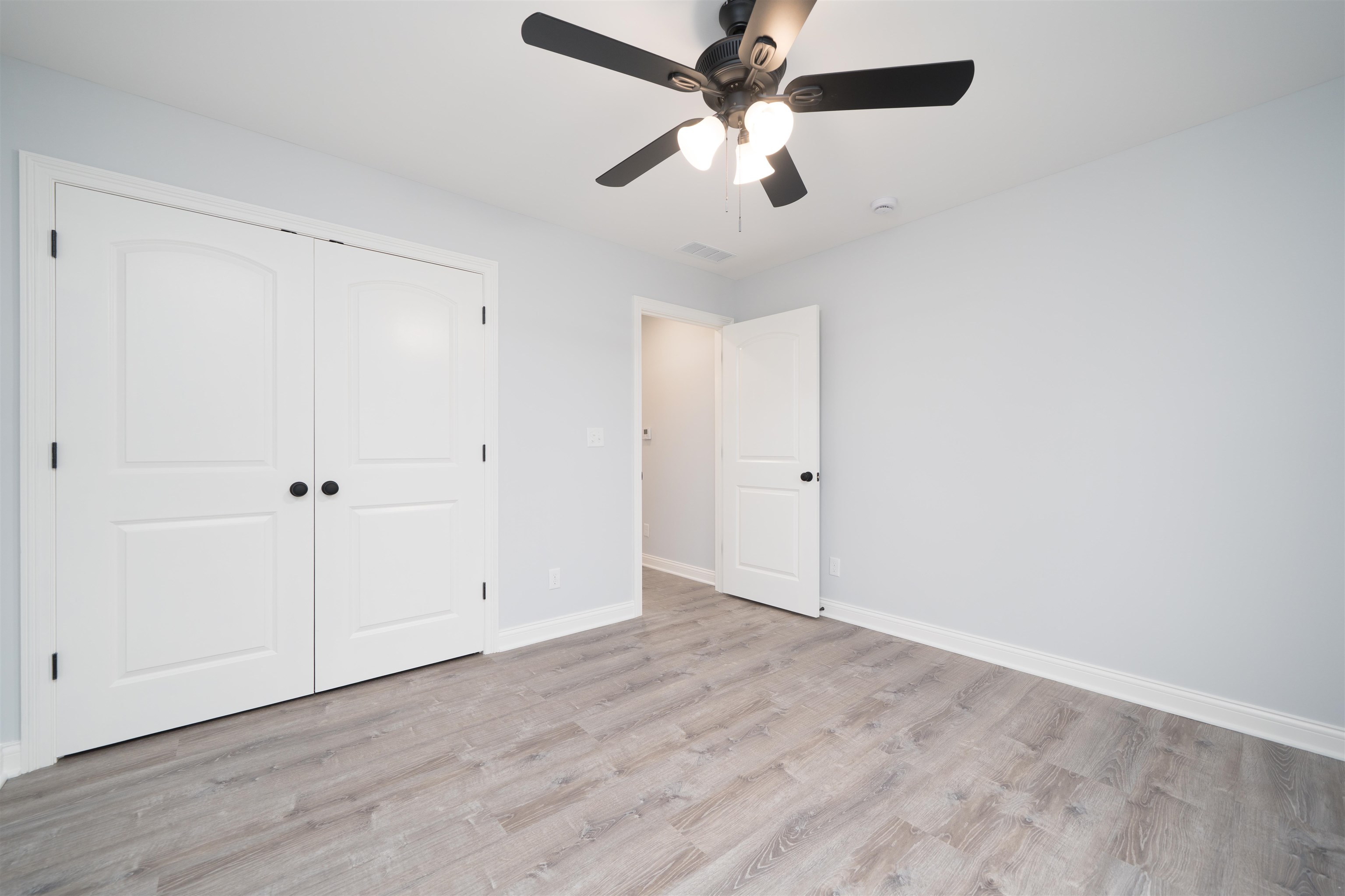 2523 8th St, Owensboro, Kentucky 42303, 3 Bedrooms Bedrooms, ,2 BathroomsBathrooms,Single Family Residence,For Sale,8th St,93624