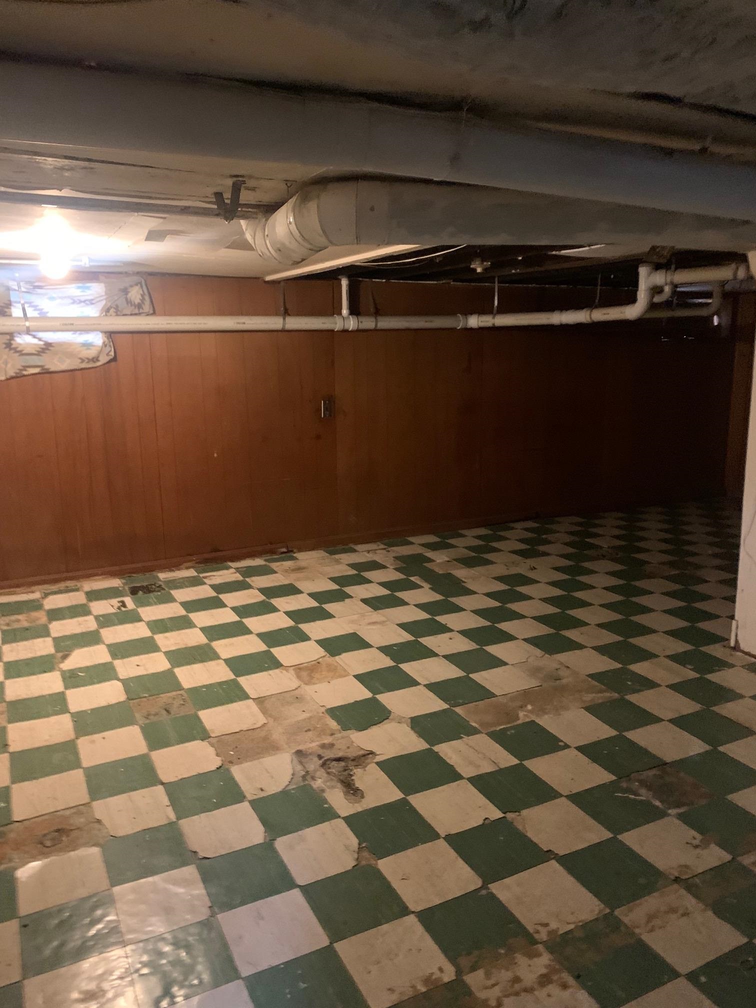 1710 4th Street, Owensboro, Kentucky 42301-1921, 2 Bedrooms Bedrooms, ,1 BathroomBathrooms,Single Family Residence,For Sale,4th Street,93626