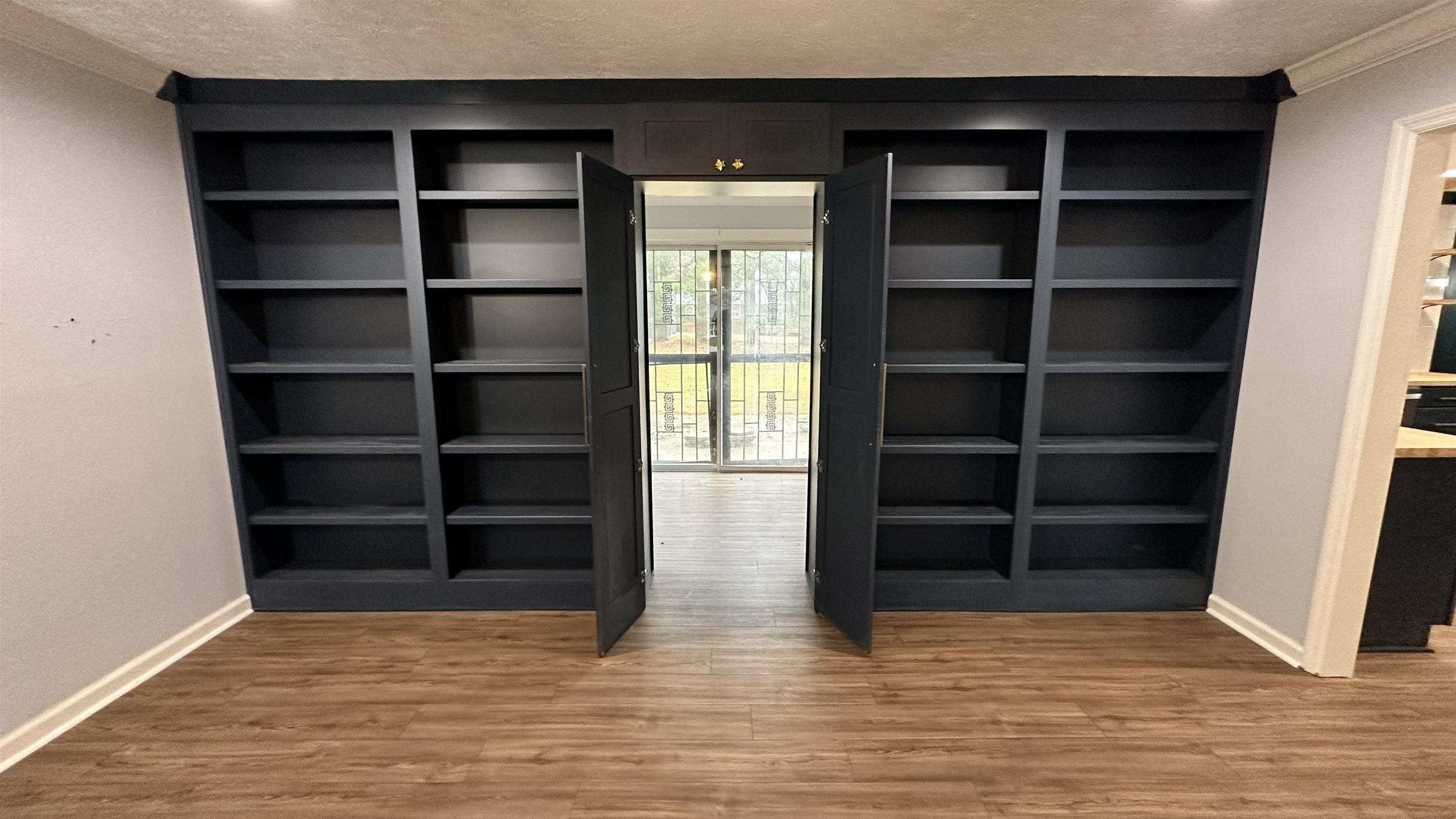 1910 Lakeshore Drive, Madisonville, Kentucky 42431, 4 Bedrooms Bedrooms, ,2 BathroomsBathrooms,Single Family Residence,For Sale,Lakeshore Drive,93636