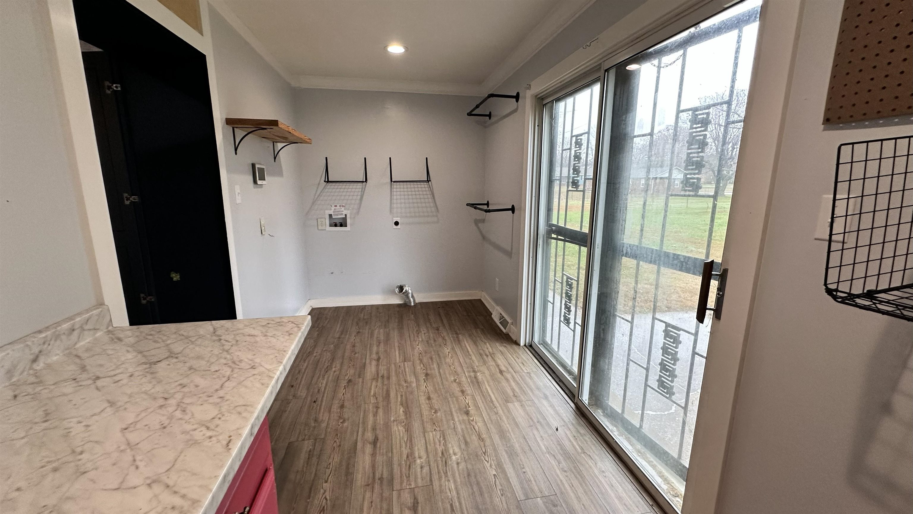 1910 Lakeshore Drive, Madisonville, Kentucky 42431, 4 Bedrooms Bedrooms, ,2 BathroomsBathrooms,Single Family Residence,For Sale,Lakeshore Drive,93636