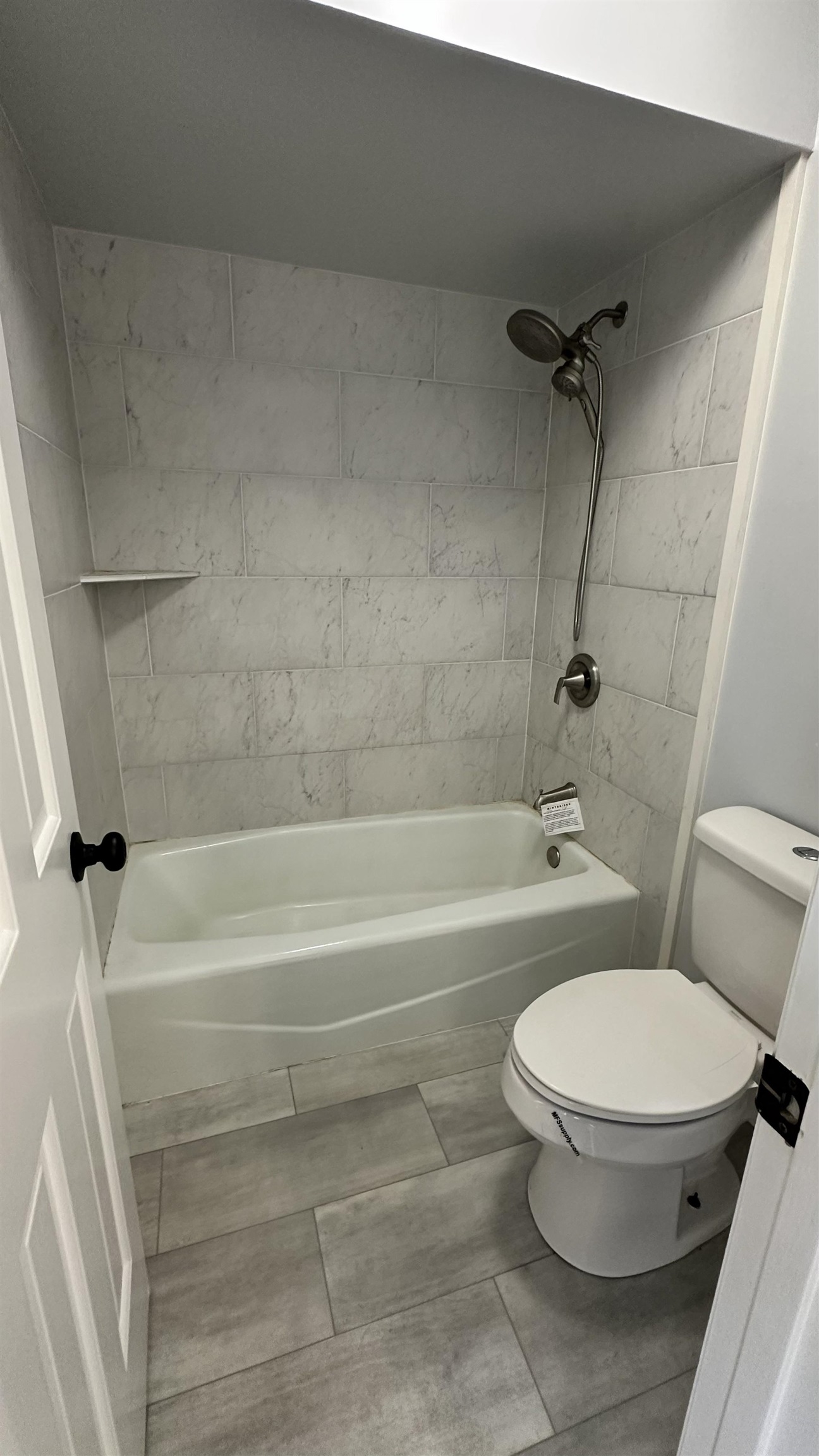 1910 Lakeshore Drive, Madisonville, Kentucky 42431, 4 Bedrooms Bedrooms, ,2 BathroomsBathrooms,Single Family Residence,For Sale,Lakeshore Drive,93636